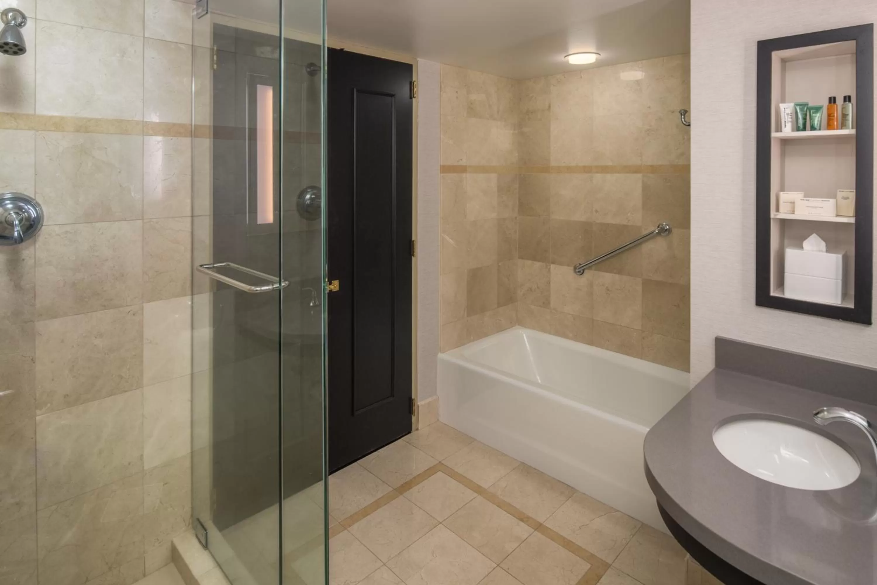 Shower in Hilton Portland Downtown