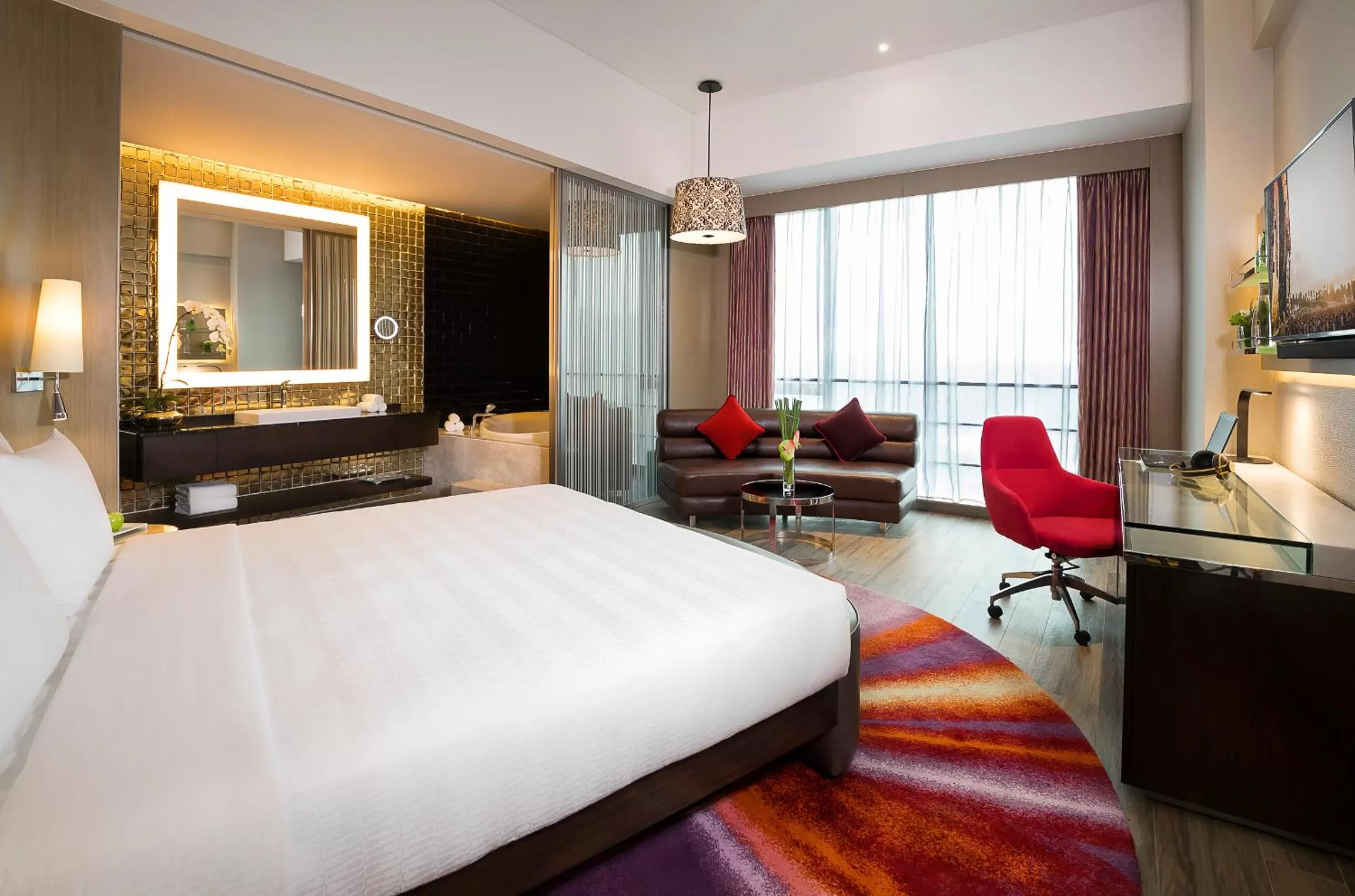 Photo of the whole room, Bed in Hard Rock Hotel Shenzhen