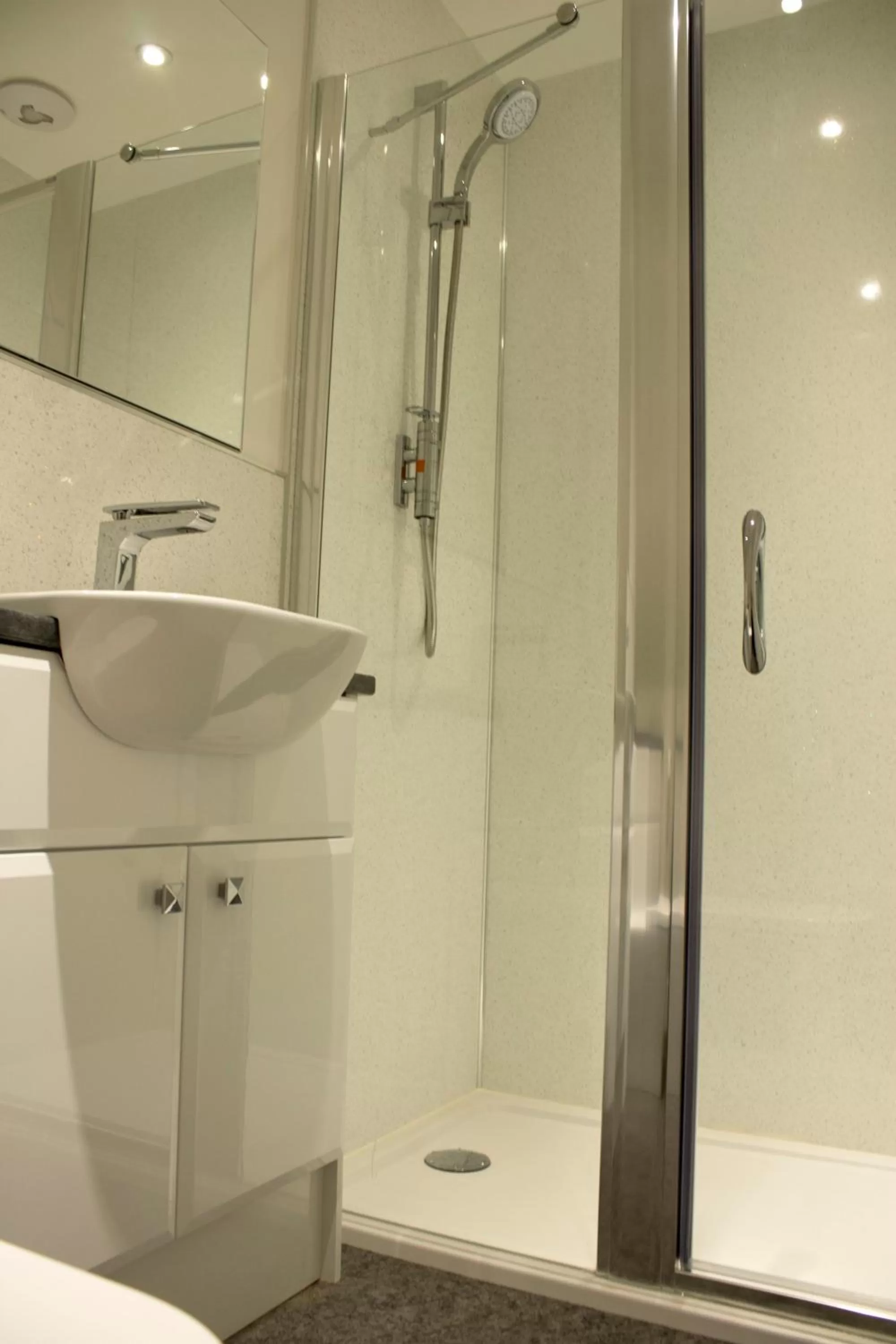 Shower in The Birchtree Hotel