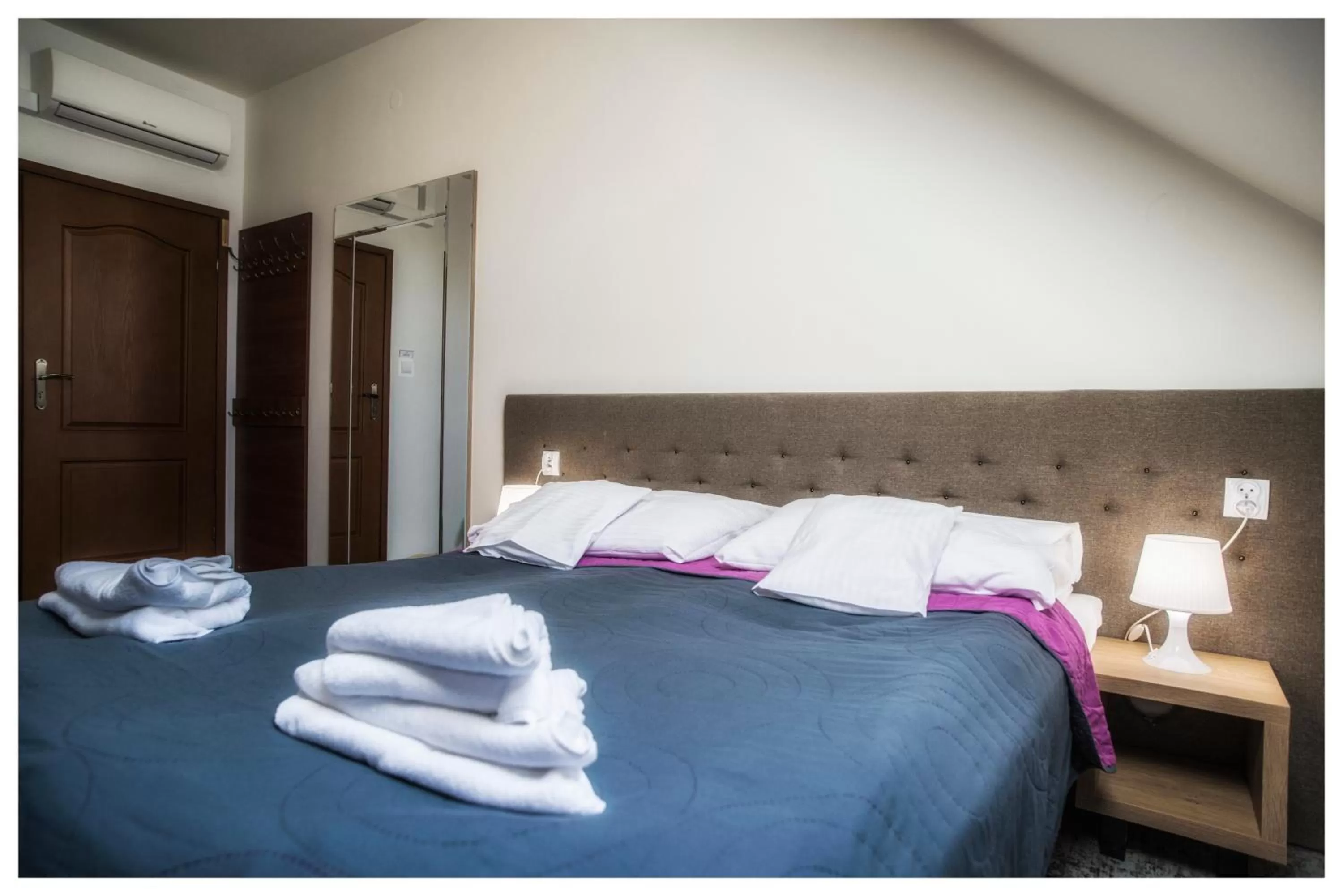 Bed in Rezydencja Elżbiecin