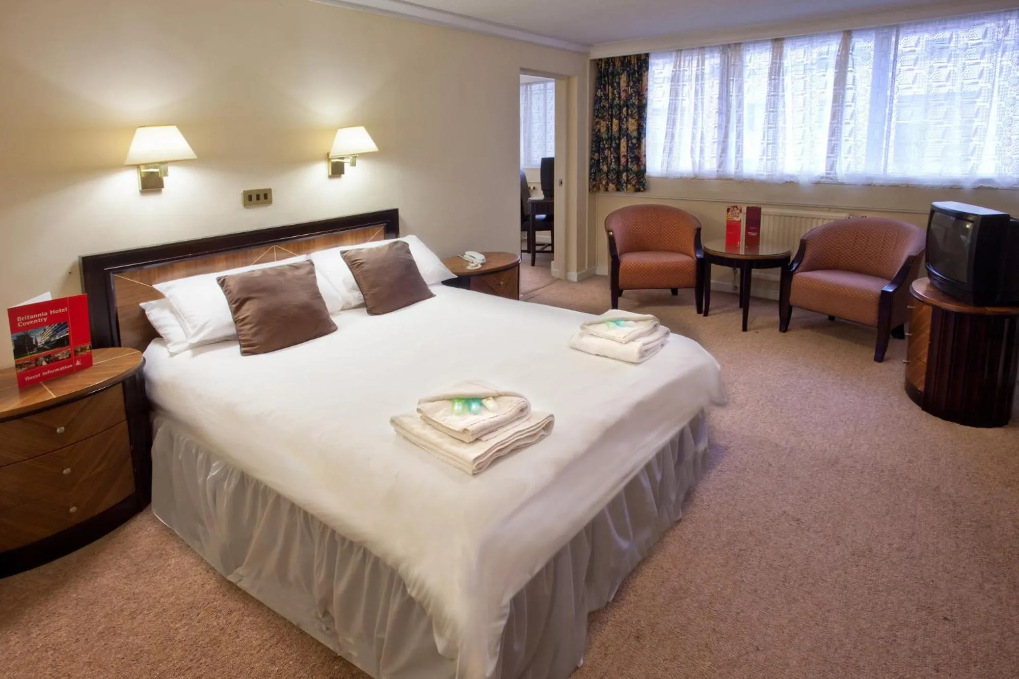 Bed in Britannia Hotel Coventry