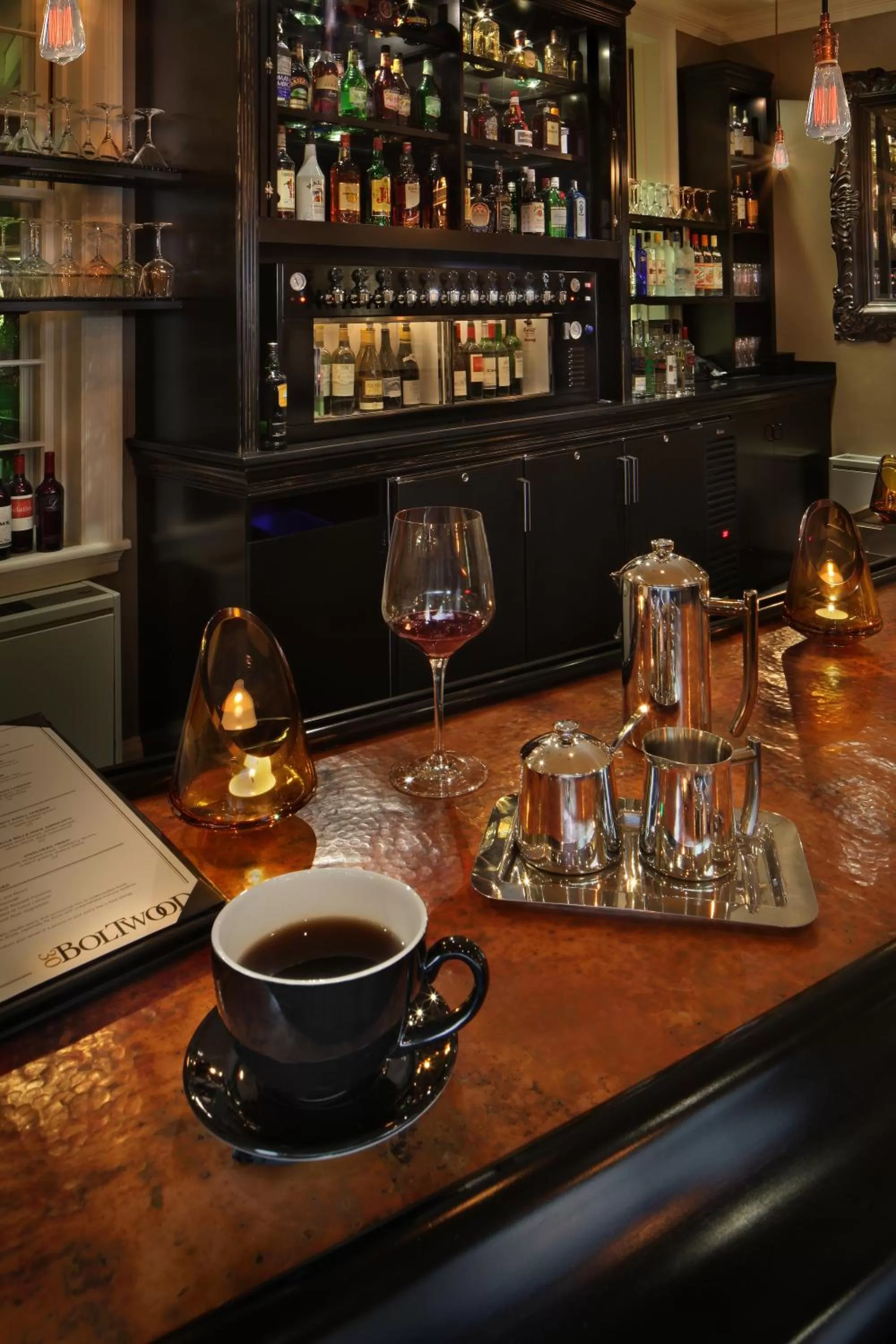 Lounge or bar in Inn on Boltwood