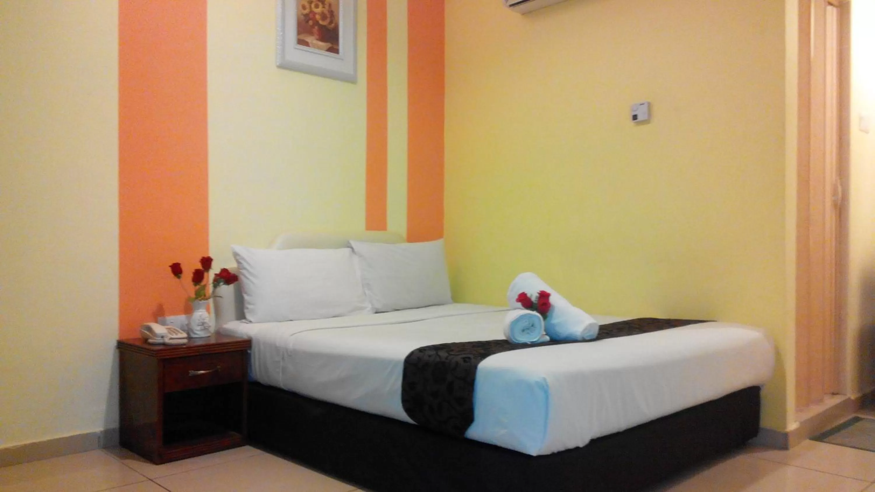 bunk bed, Bed in Sun Inns Hotel Kuala Selangor