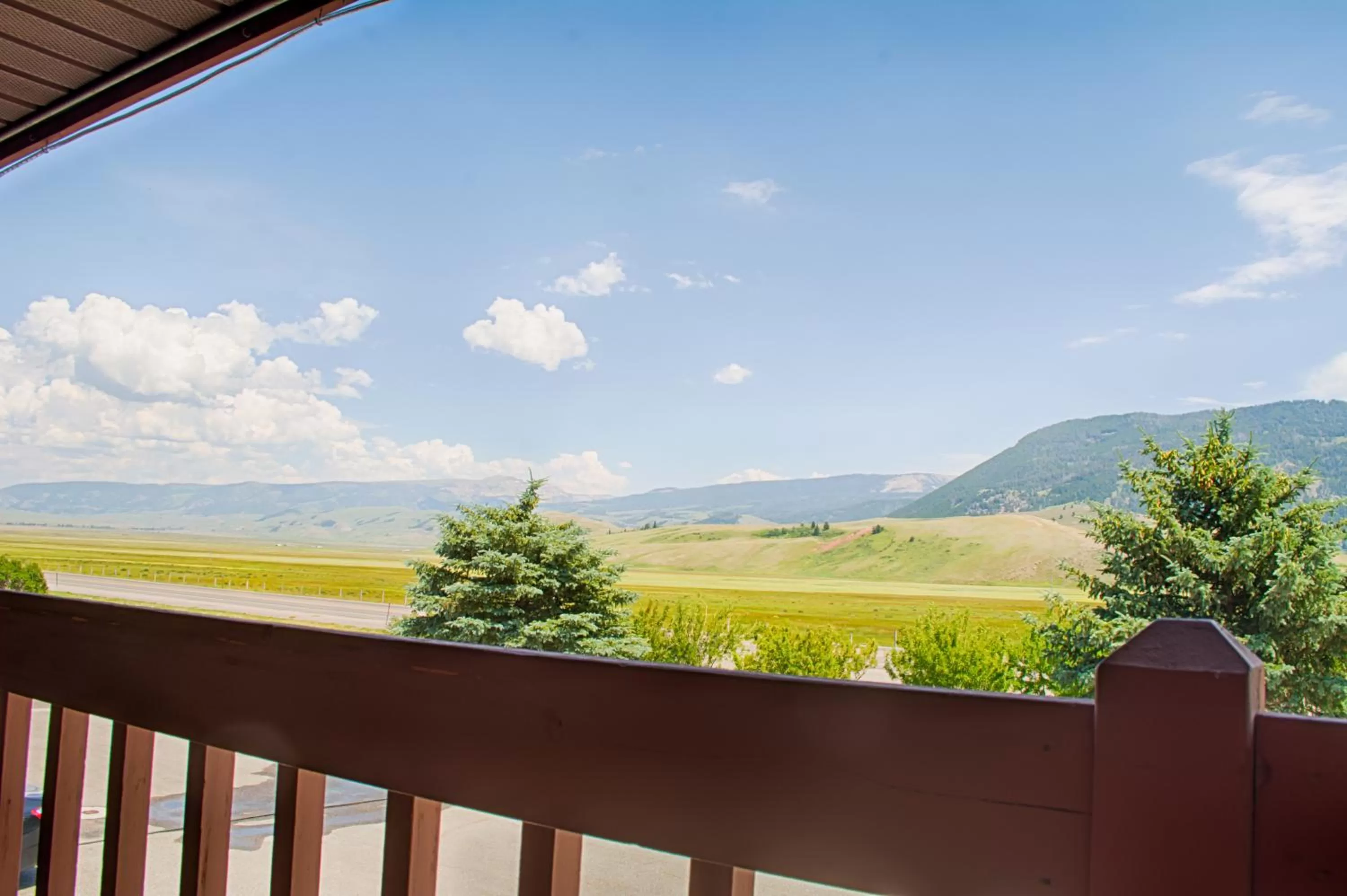 Mountain view in Flat Creek Inn