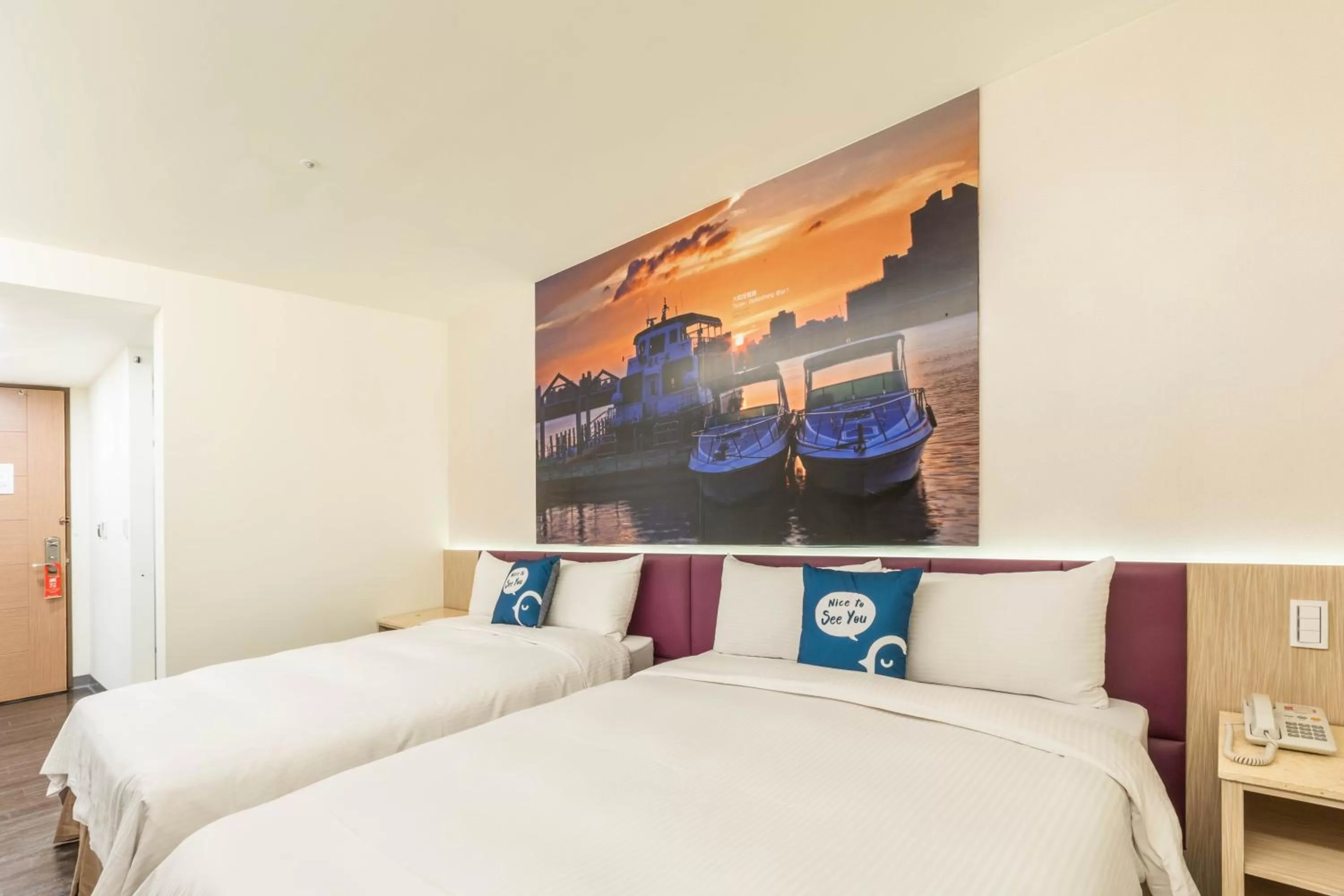 Photo of the whole room, Bed in CU Hotel Taipei