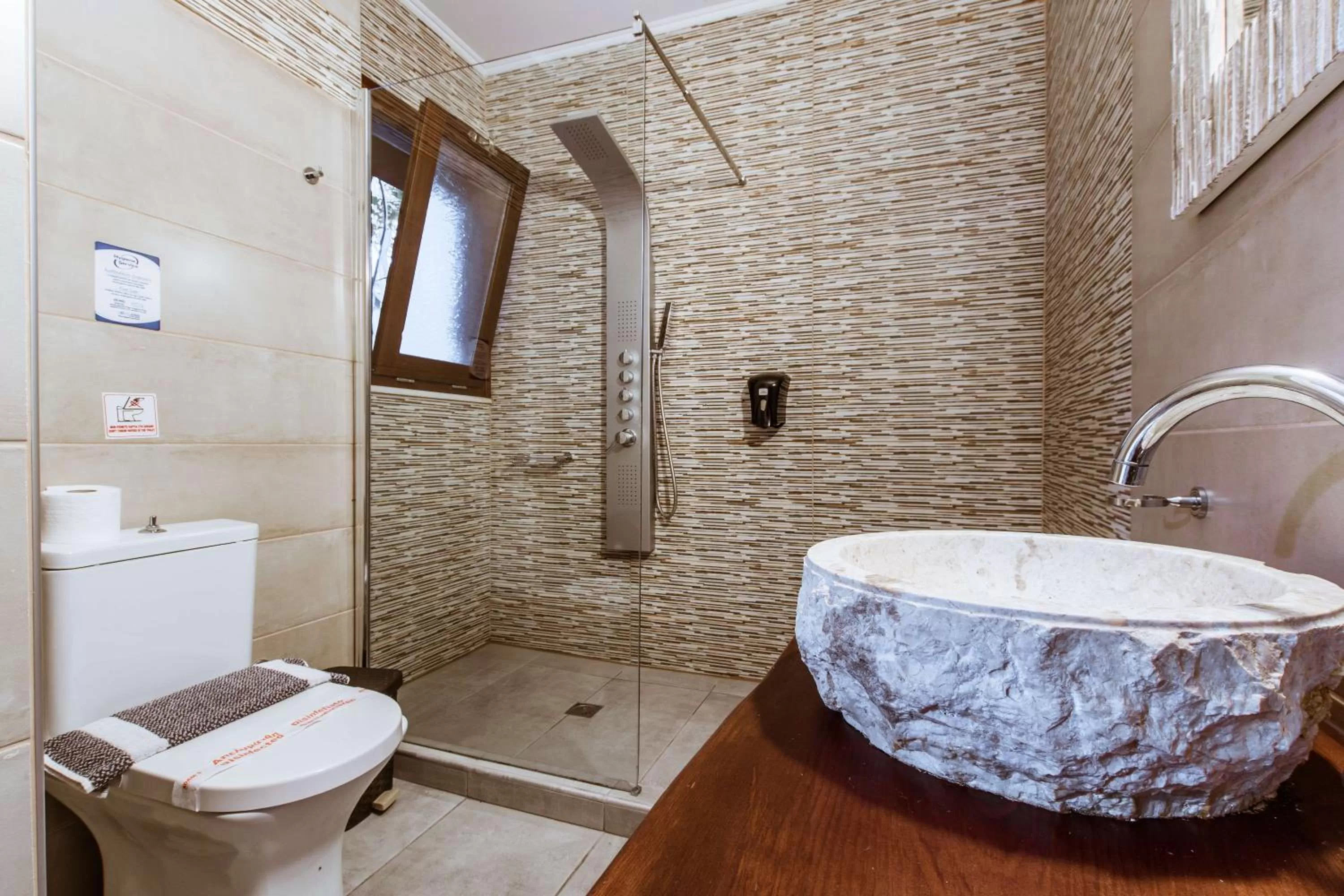 Bathroom in Deluxe Hotel