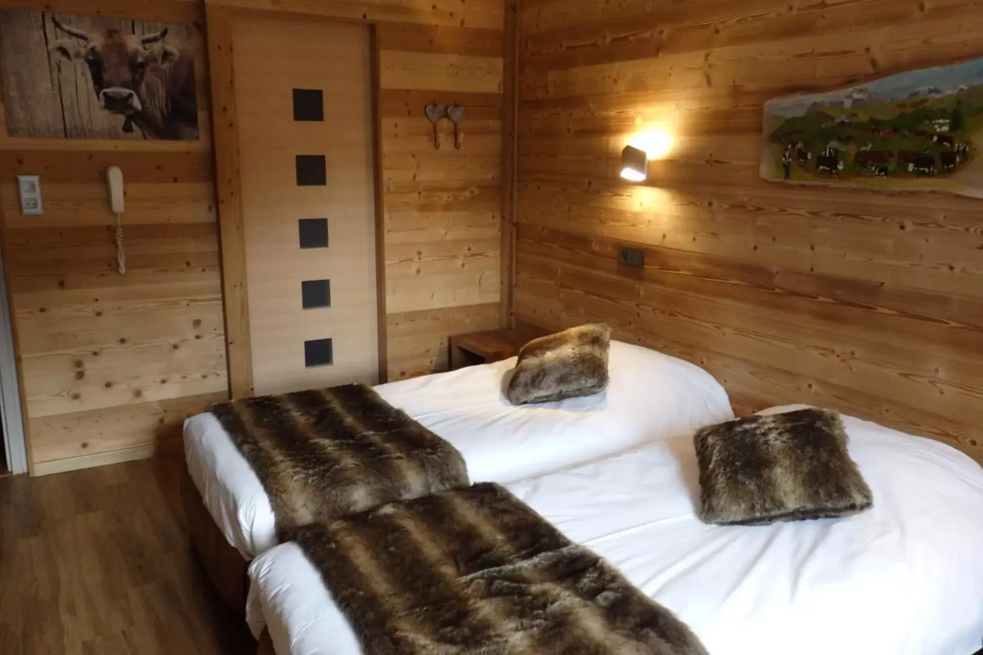 Deluxe Room in Hôtel Viallet Deluxe Room in Hôtel Viallet