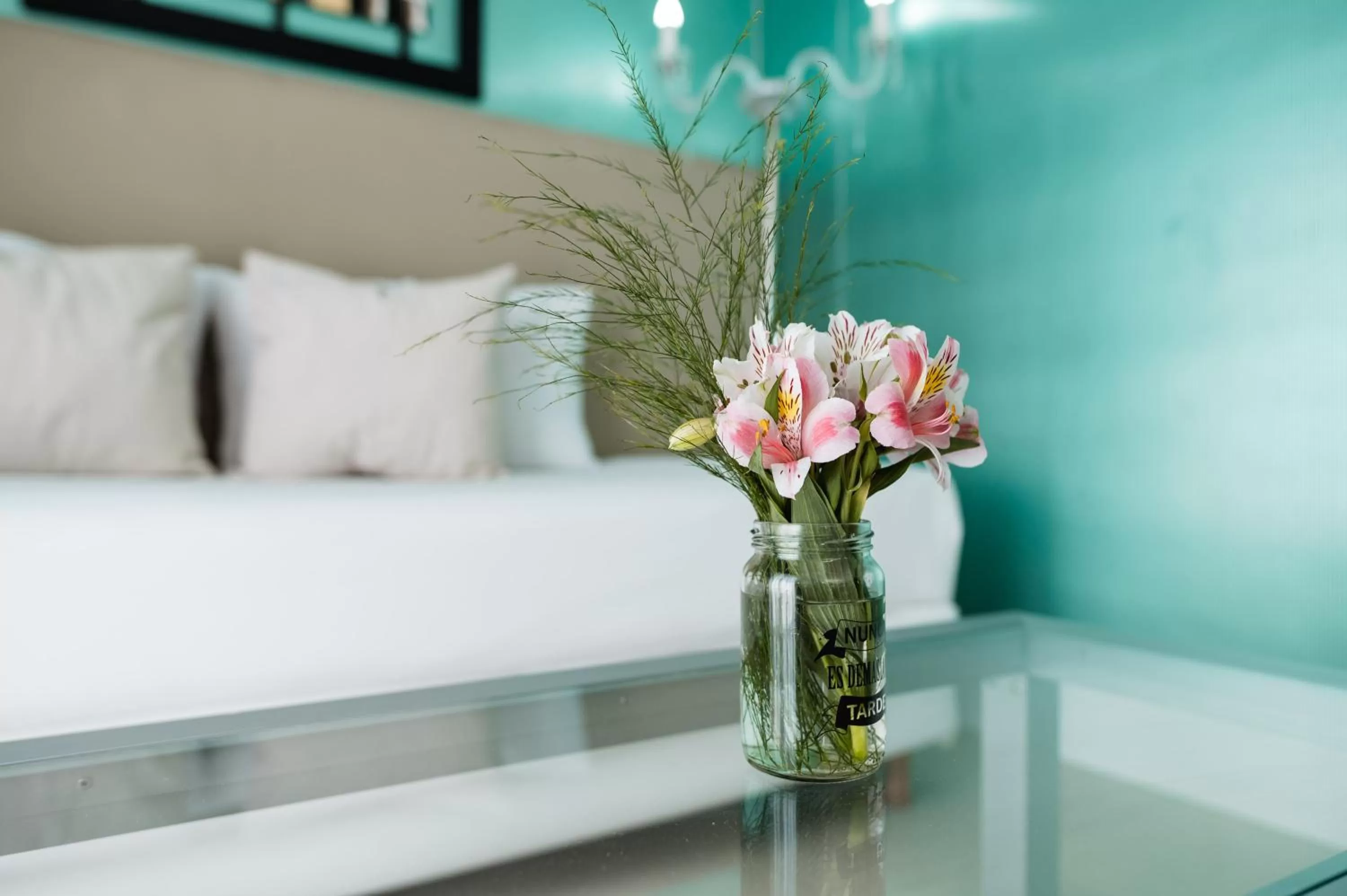 Seating area, Bed in Ker Urquiza Hotel