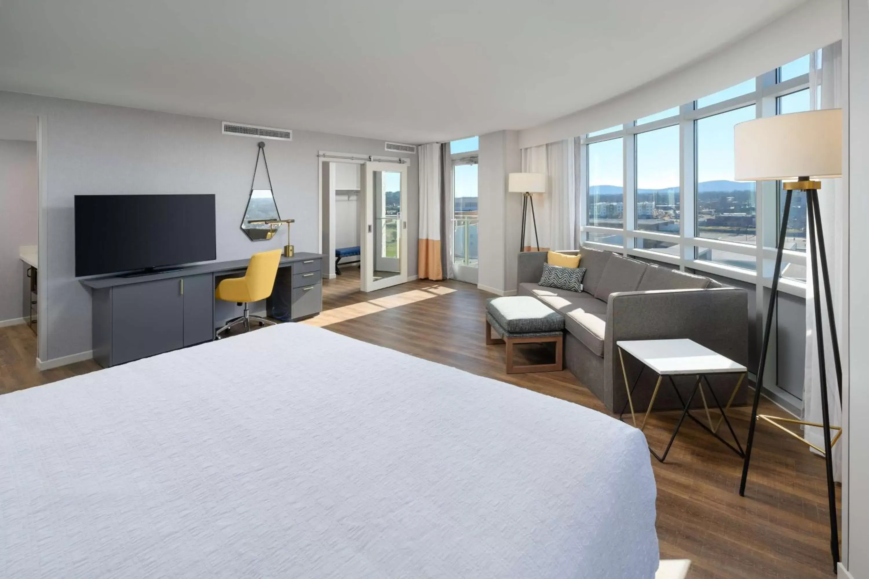 King Suite with Balcony in Hampton Inn & Suites Huntsville Downtown, Al King Suite with Balcony in Hampton Inn & Suites Huntsville Downtown, Al