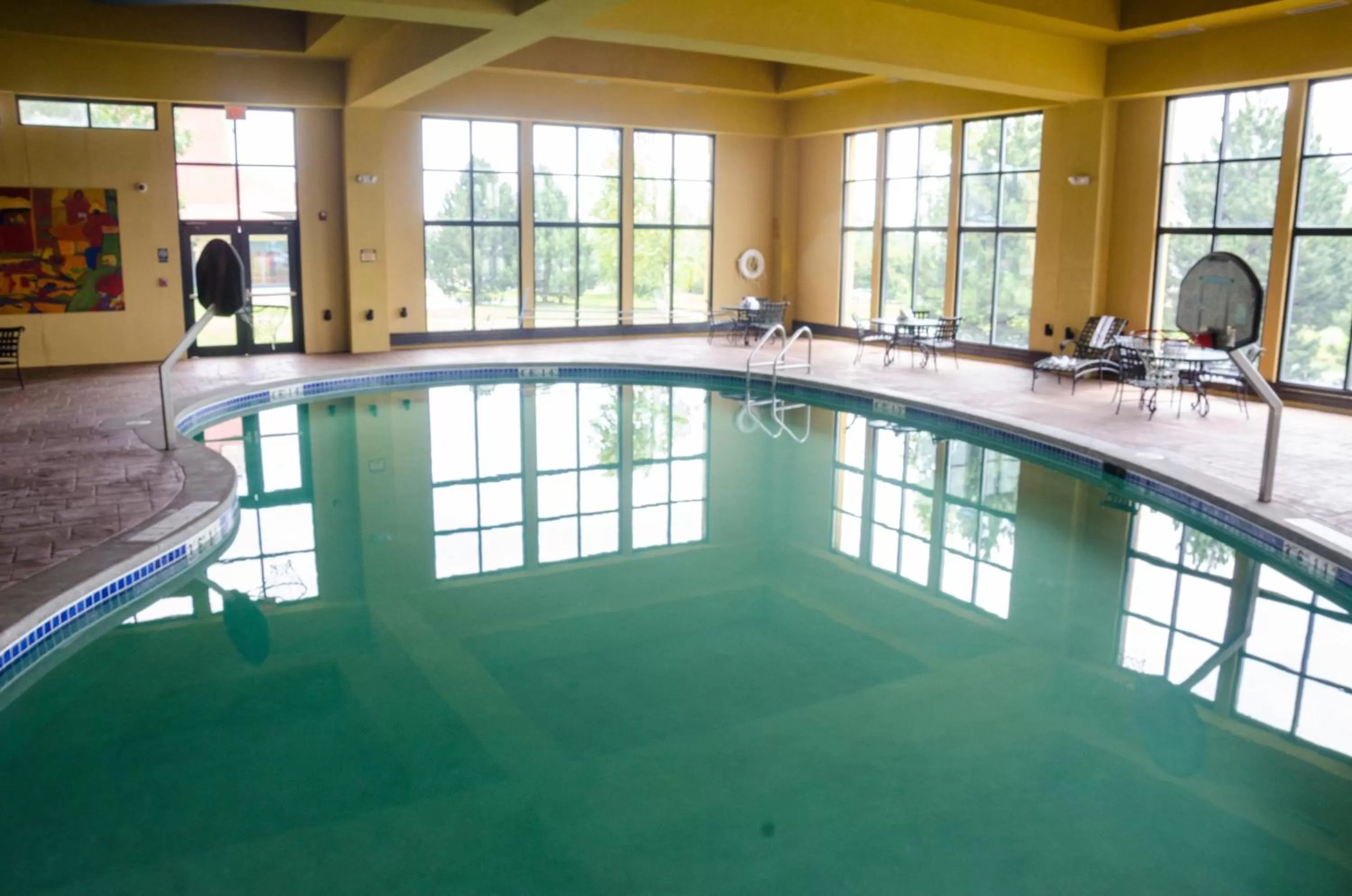 Swimming pool in Holiday Inn Hotel Pewaukee-Milwaukee West by IHG