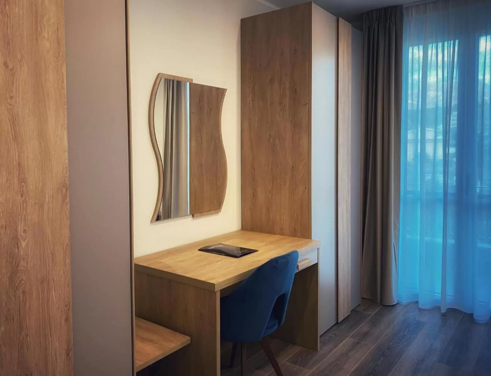 Bed in Lumarooms B&B