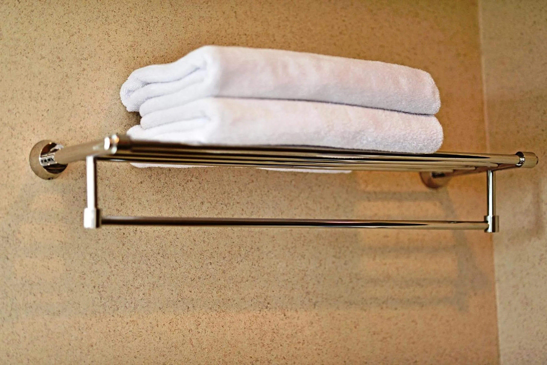 Bathroom in Serela Cihampelas by KAGUM Hotels