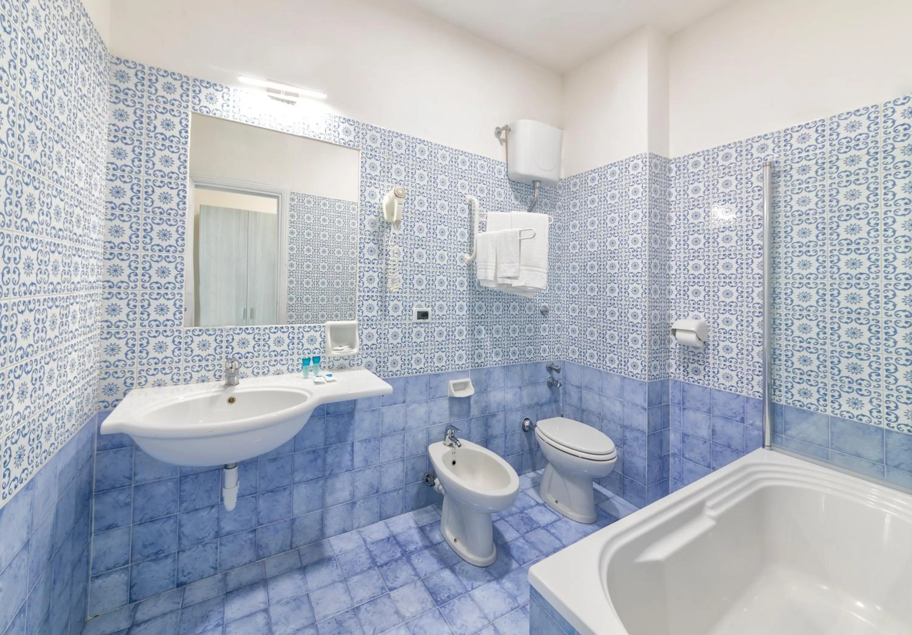 Bathroom in Royal Sunset Hotel