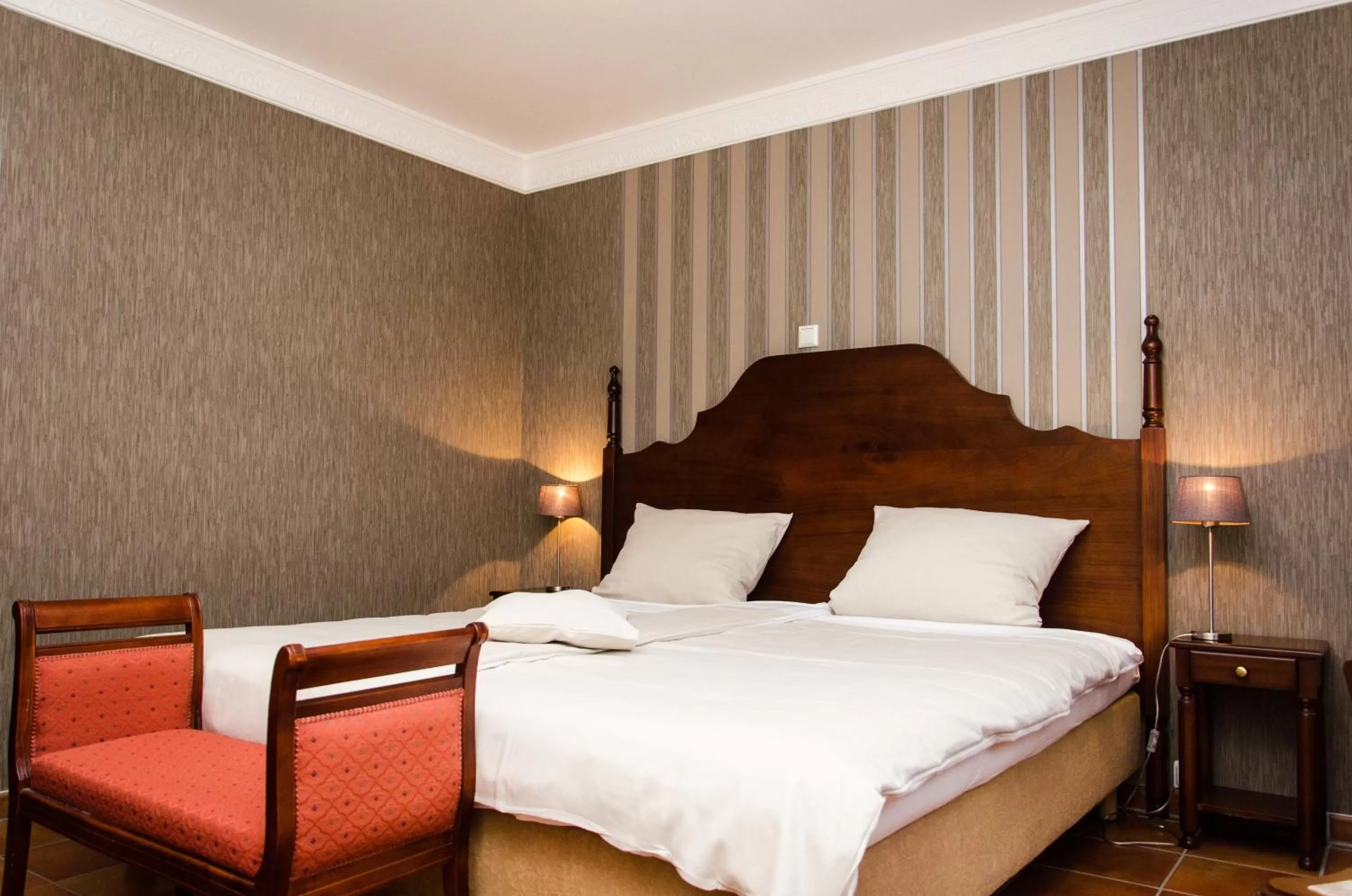 Photo of the whole room, Bed in Hotel Borchers