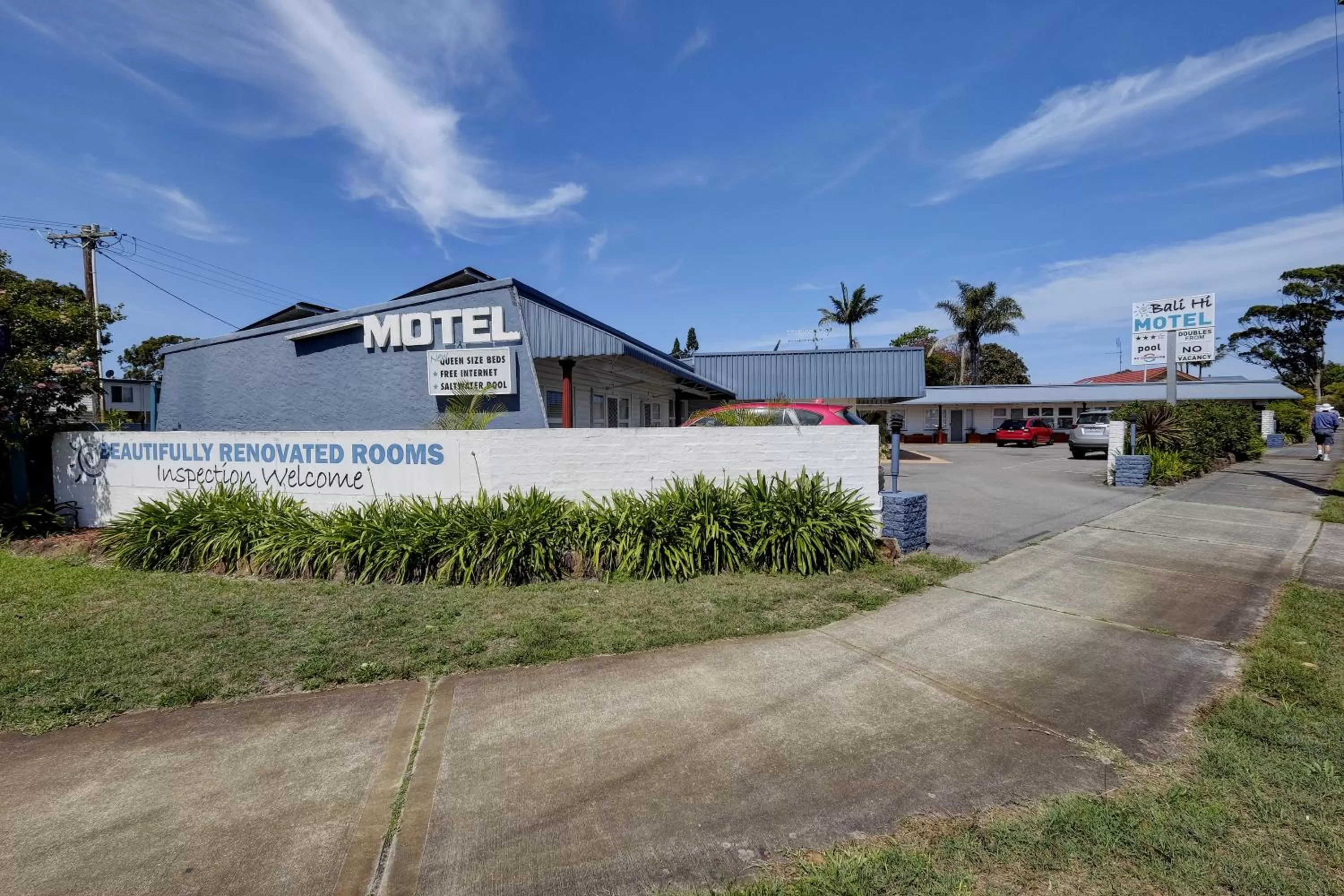 Property building in Bali Hi Motel