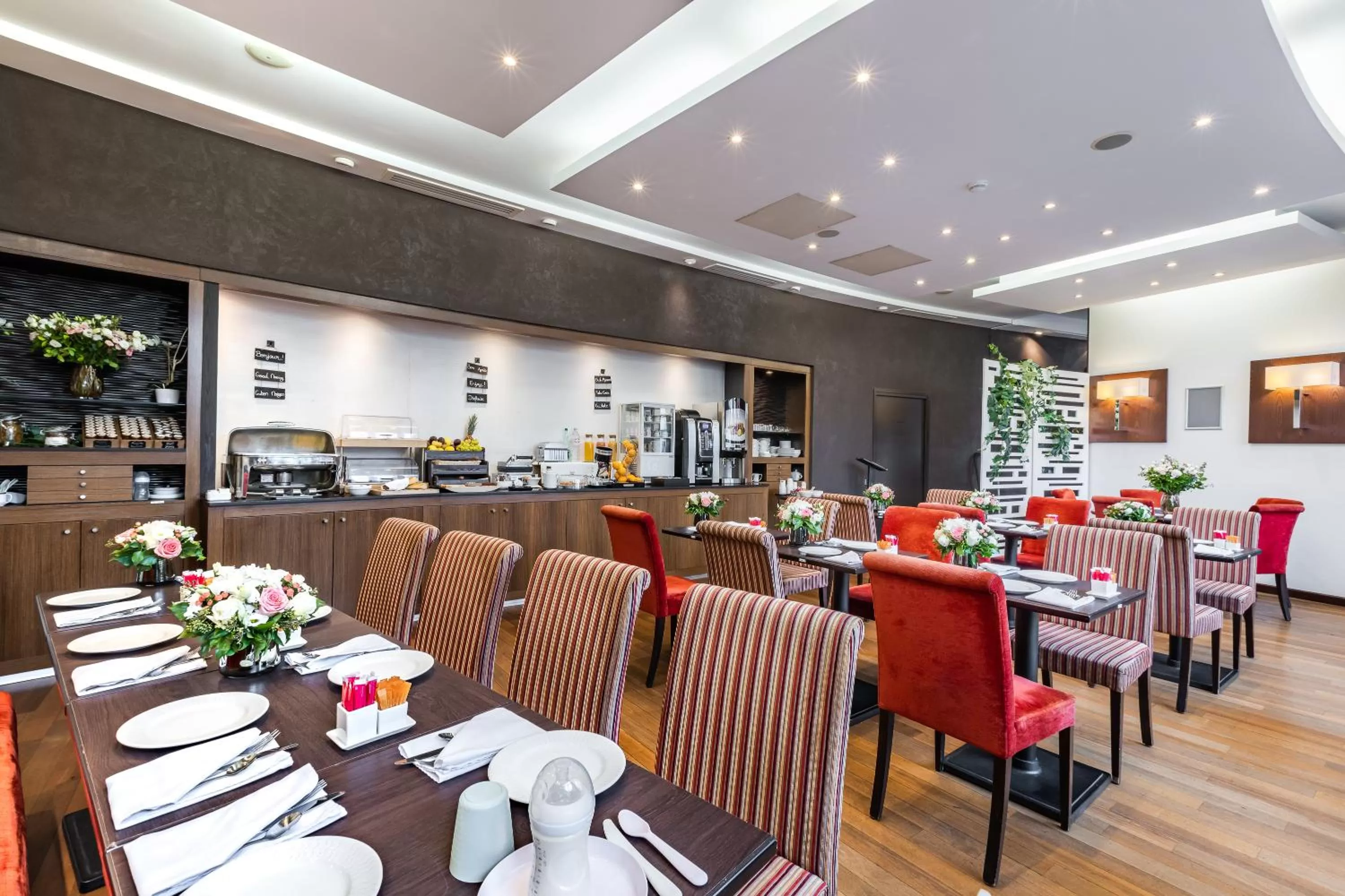 Breakfast in Hotel de Berny