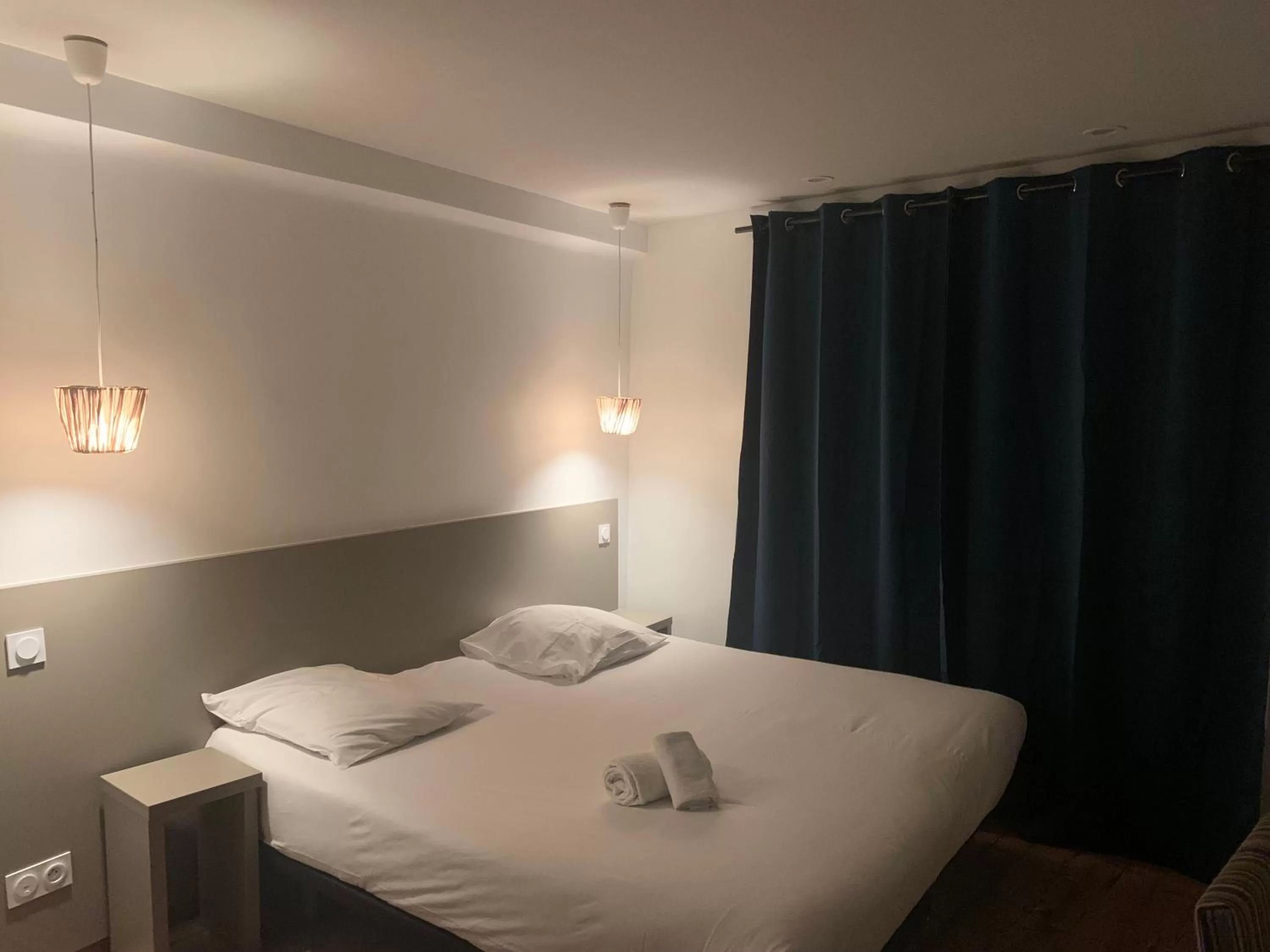 Bed in Hôtel Saint Roch Montpellier Centre