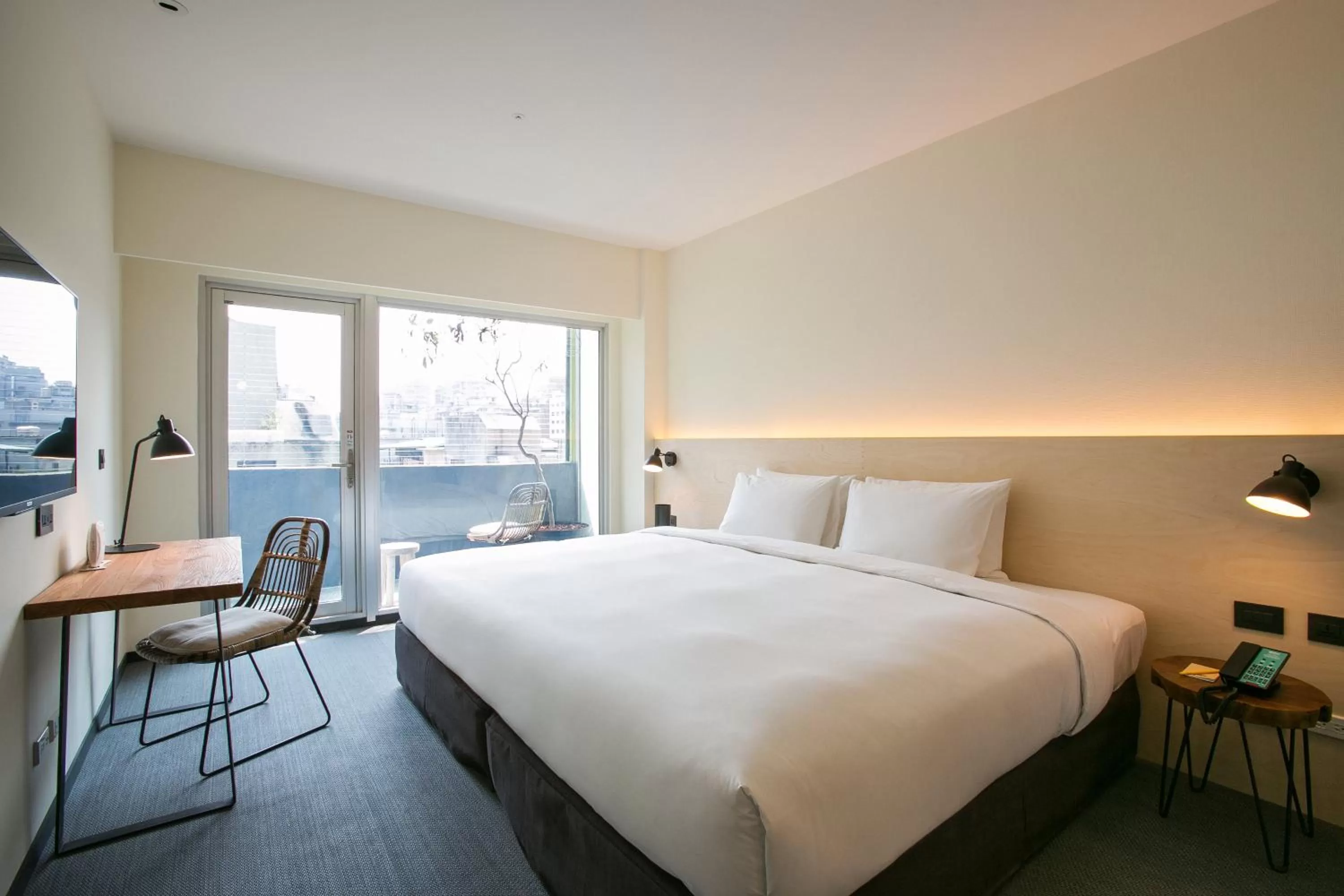 Photo of the whole room, Bed in amba Taipei Zhongshan