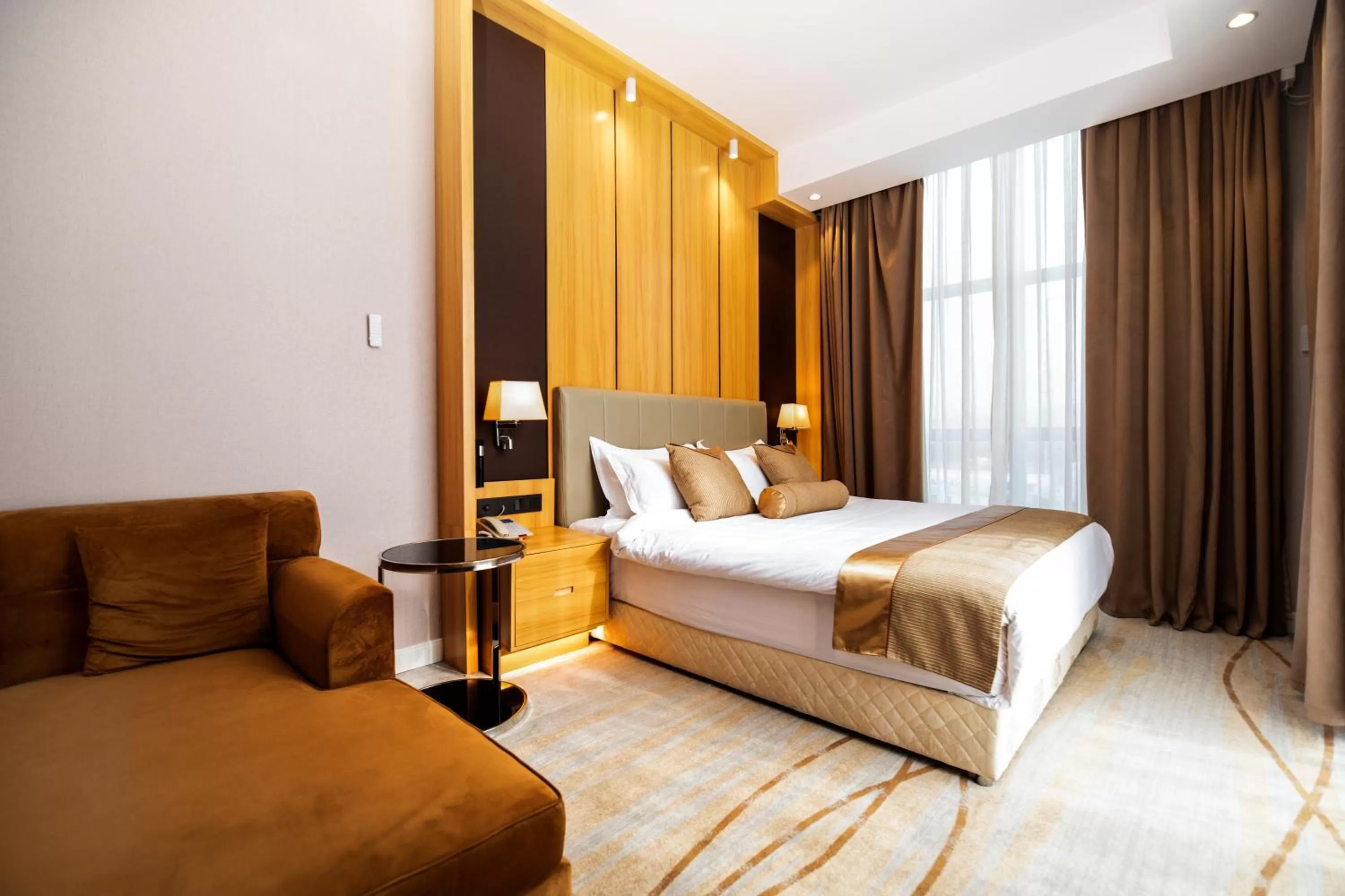 Bedroom, Bed in Hotel Diamond Prishtina