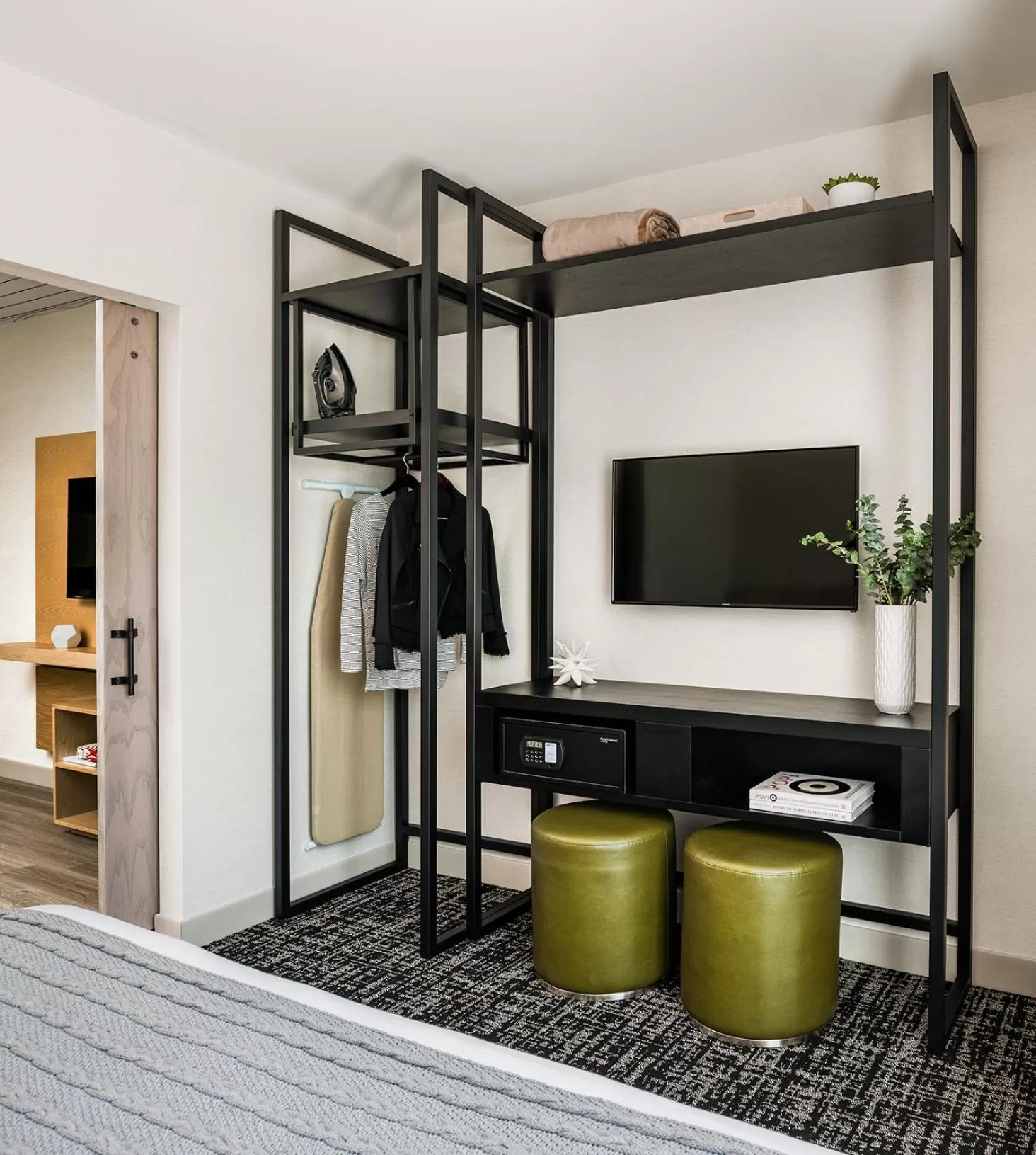 Bed in Hotel Zero Degrees Danbury