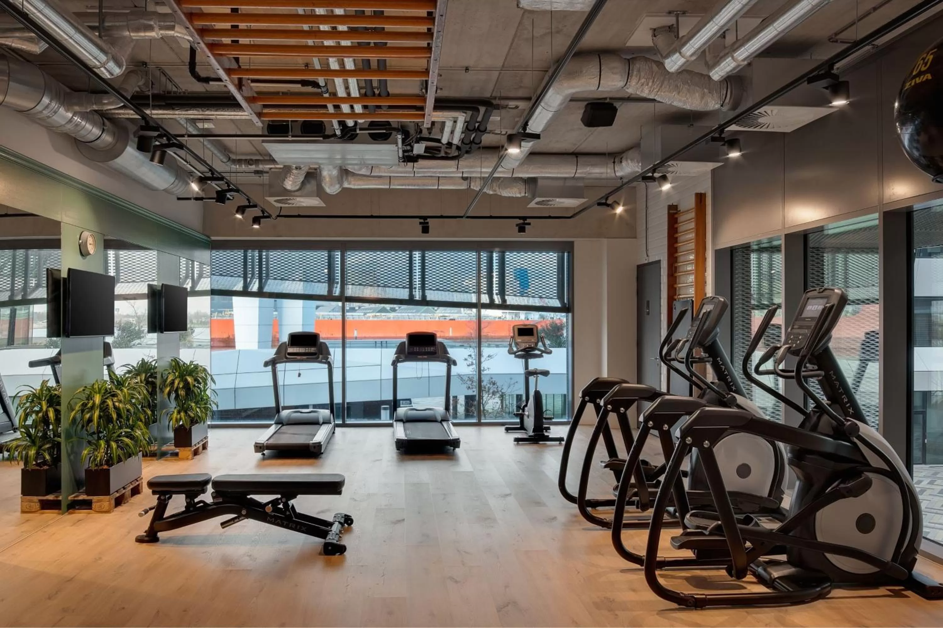 Fitness centre/facilities in Residence Inn by Marriott Amsterdam Houthavens