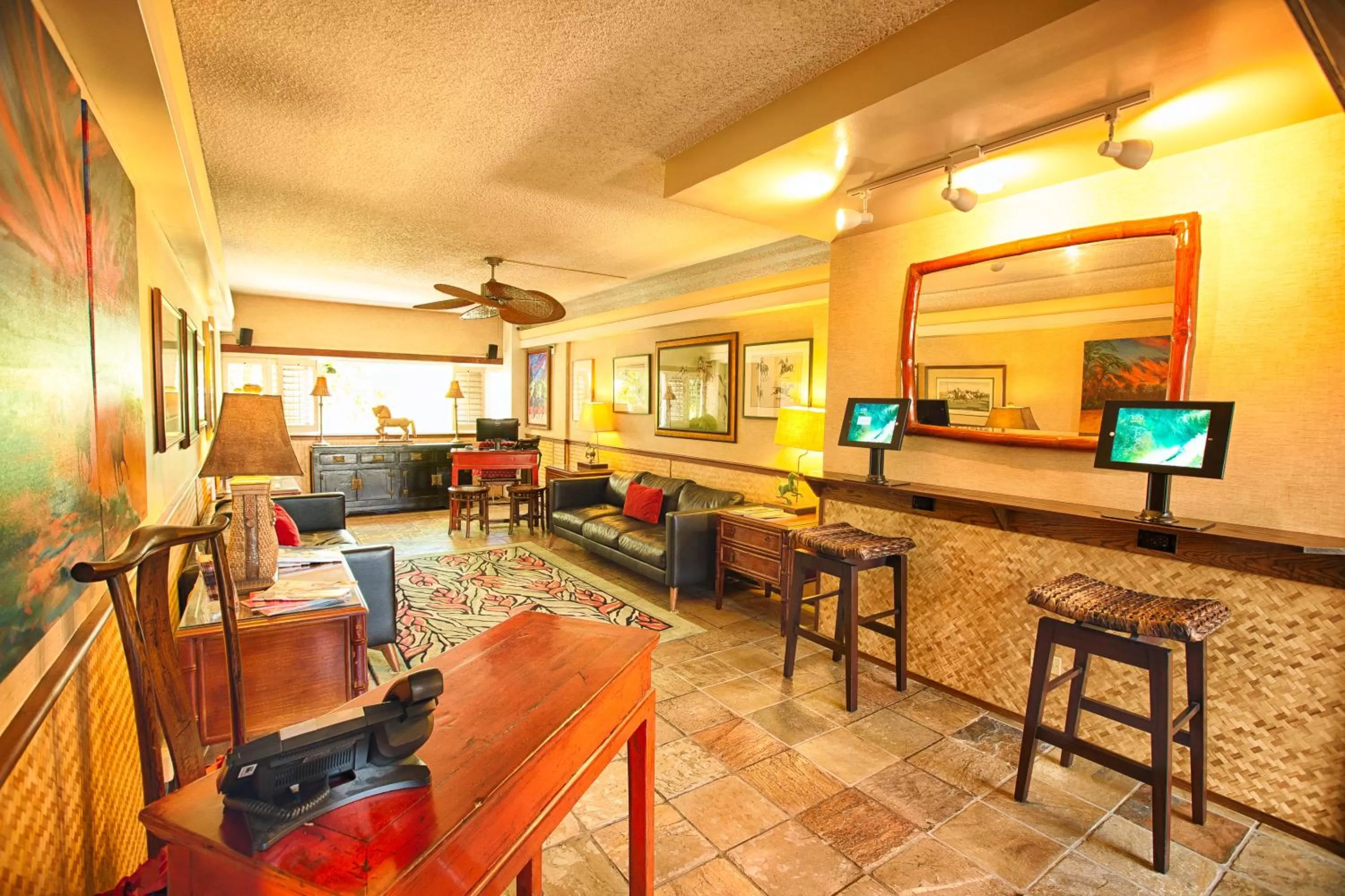 Lobby or reception in The Equus