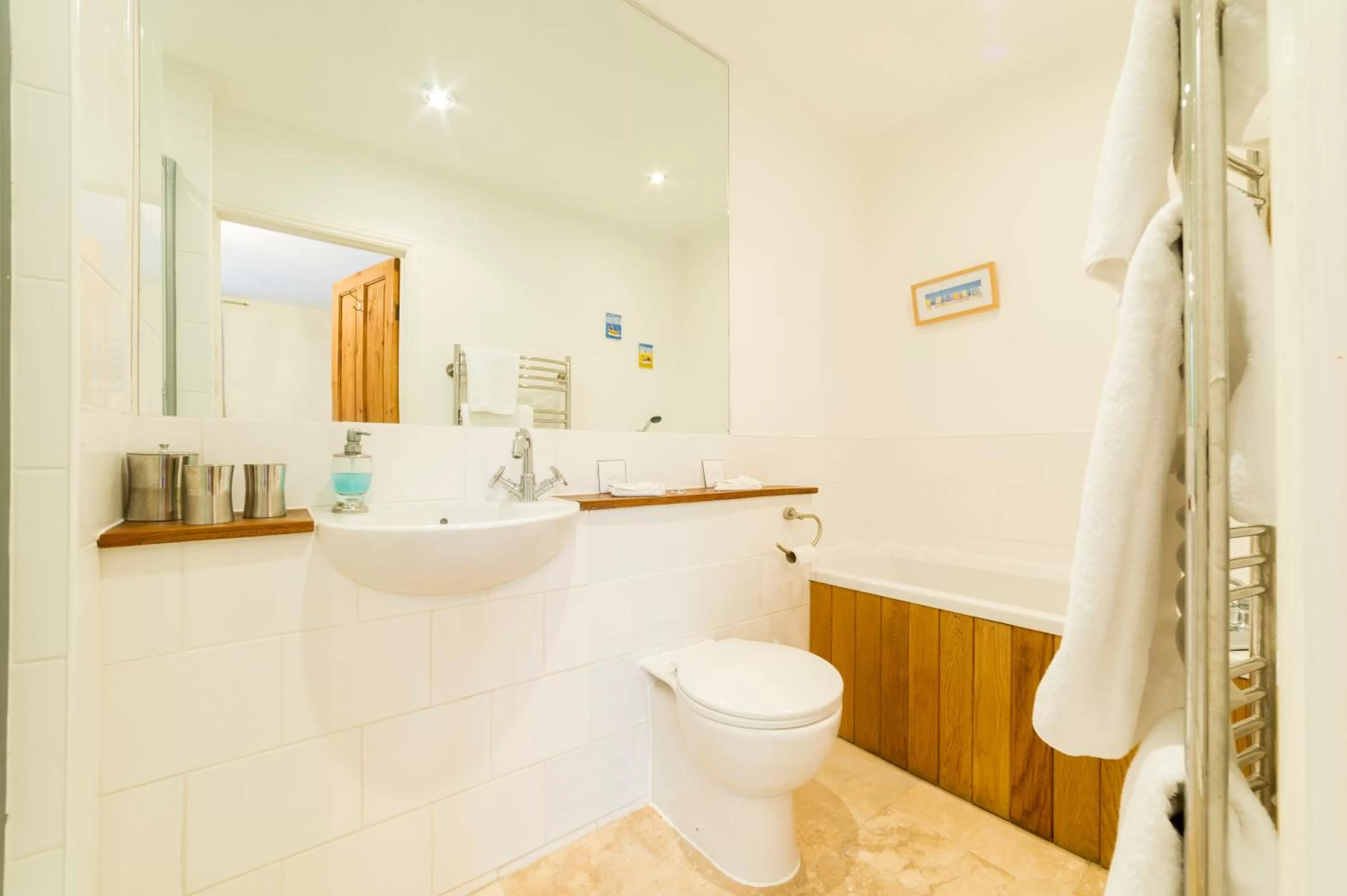 Bathroom in Molland Manor House Bed & Breakfast