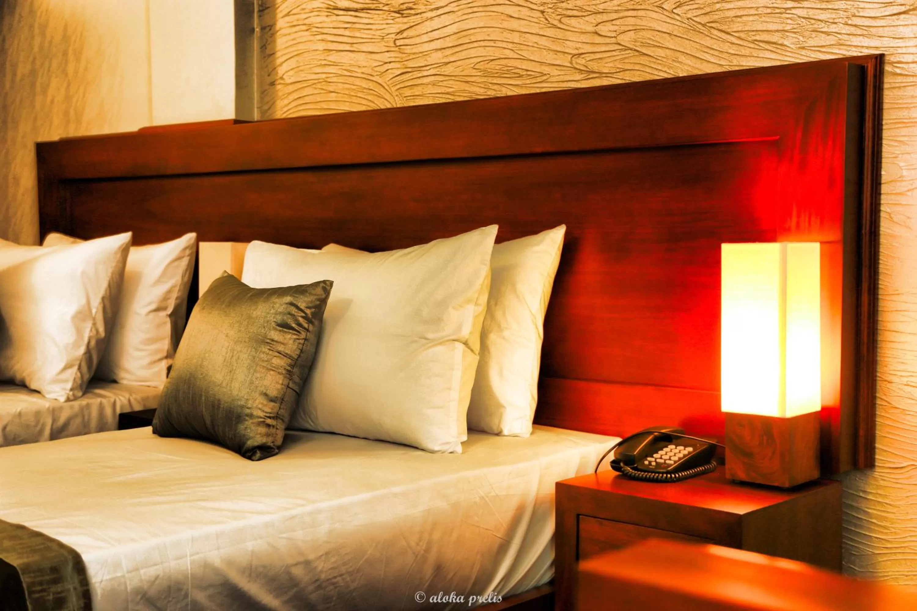 Bedroom, Bed in Ceylon City Hotel,Colombo