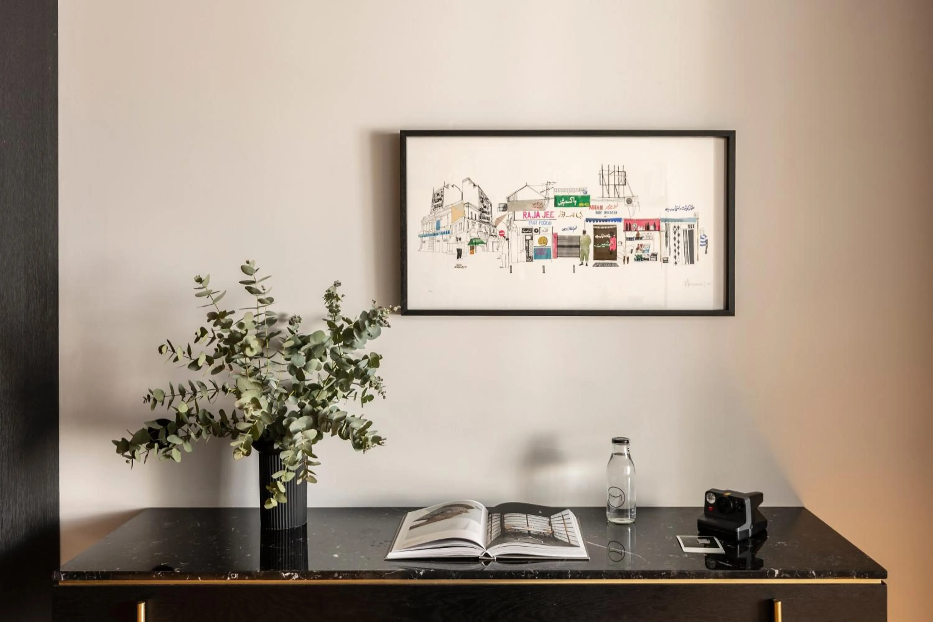 Decorative detail in The Modernist Athens