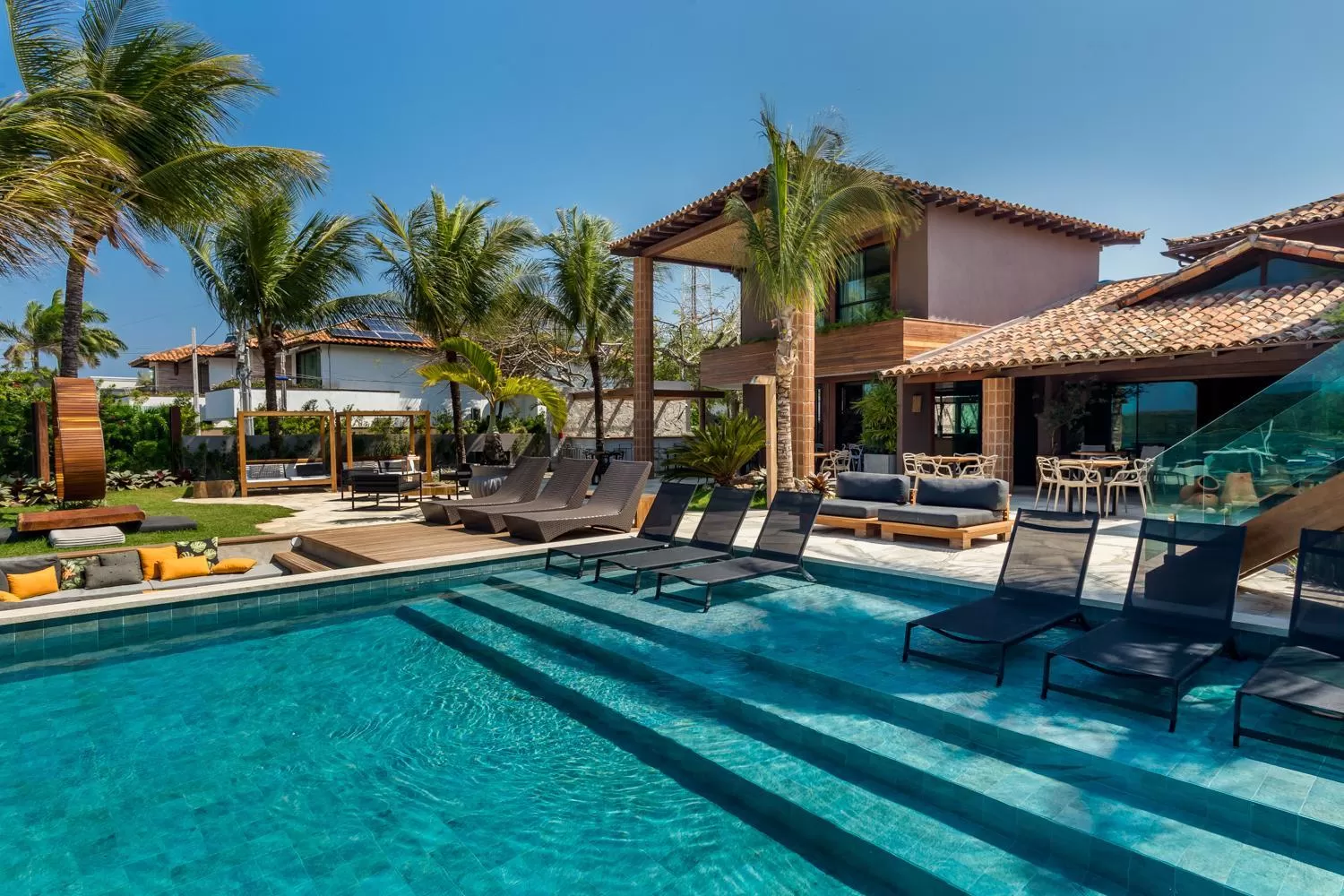 Swimming pool in Bravo Pousada Design