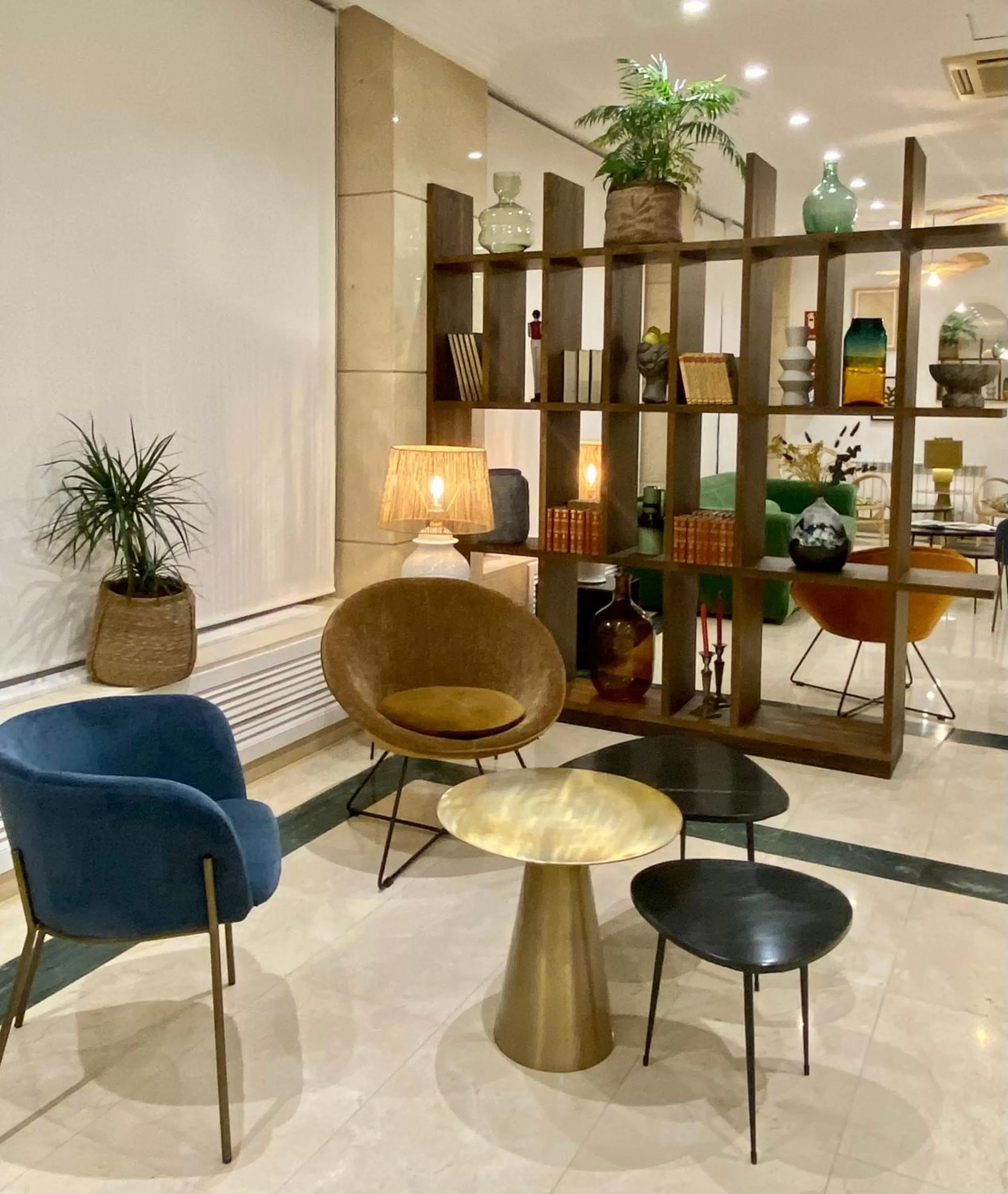 Lobby or reception in Hotel Casón del Tormes by HappyCulture