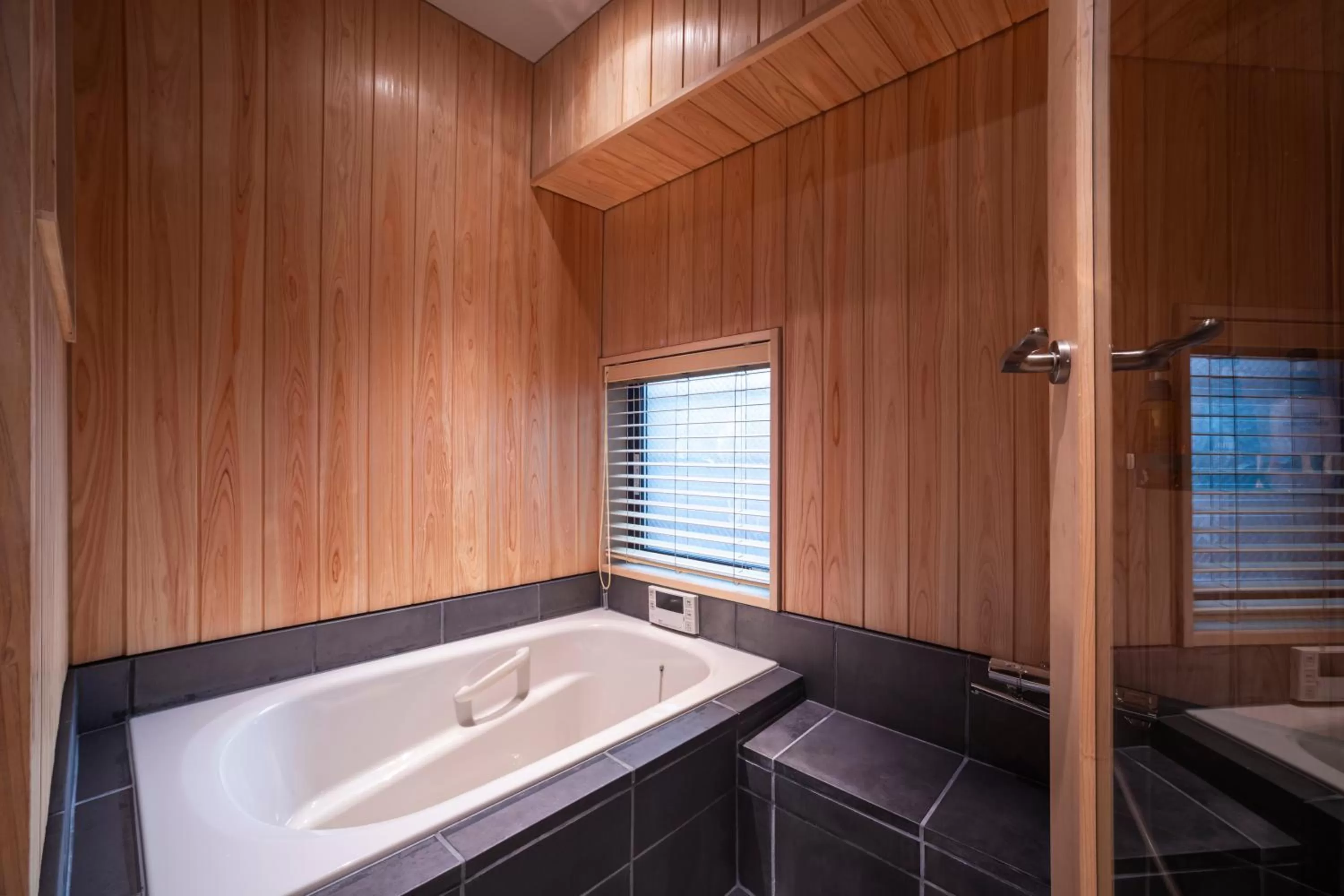 Bathroom in Rinn Machiya Kuon