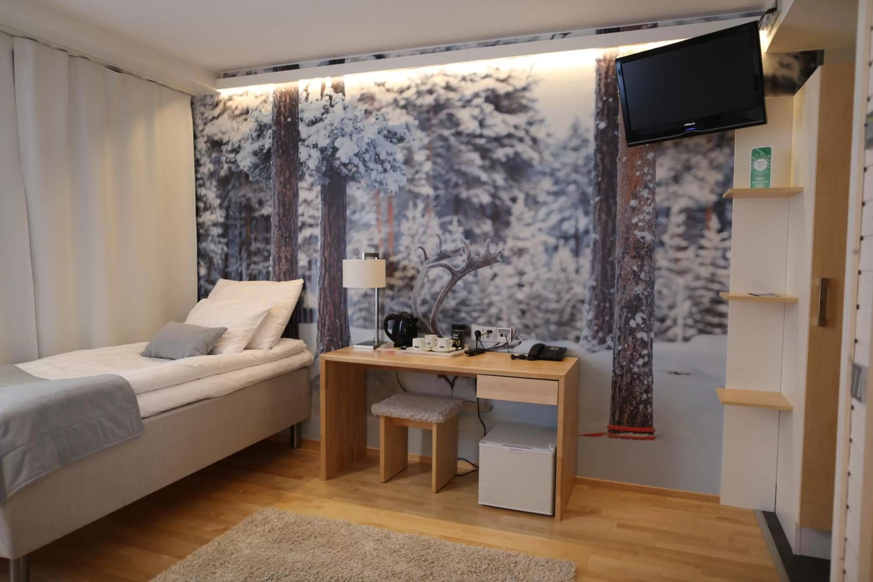 Breakfast, Bed in Hotel Ivalo