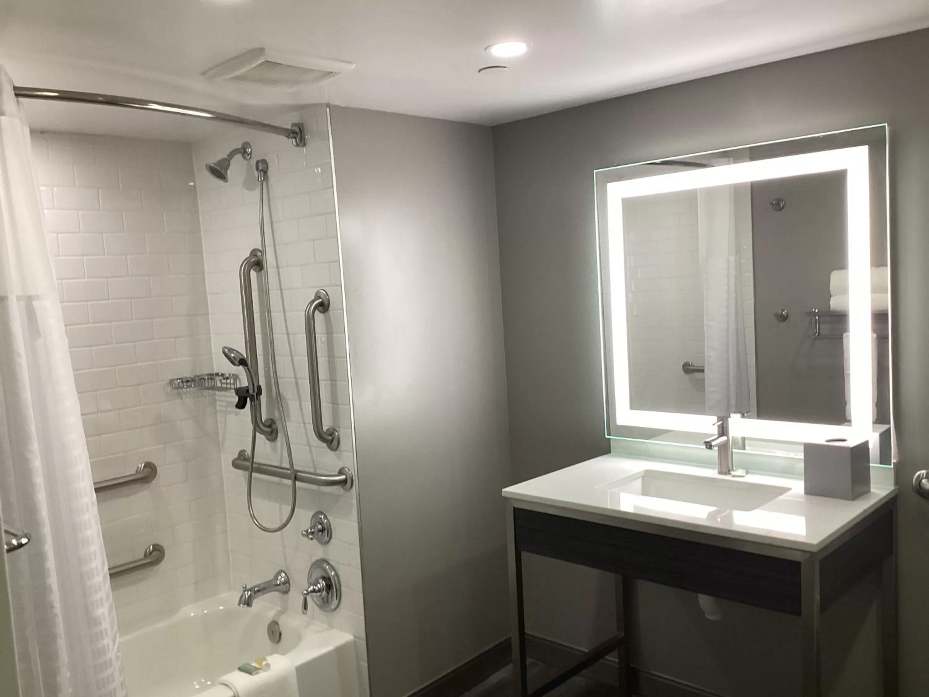 Shower in Days-Inn by Wyndham Baltimore Northwest
