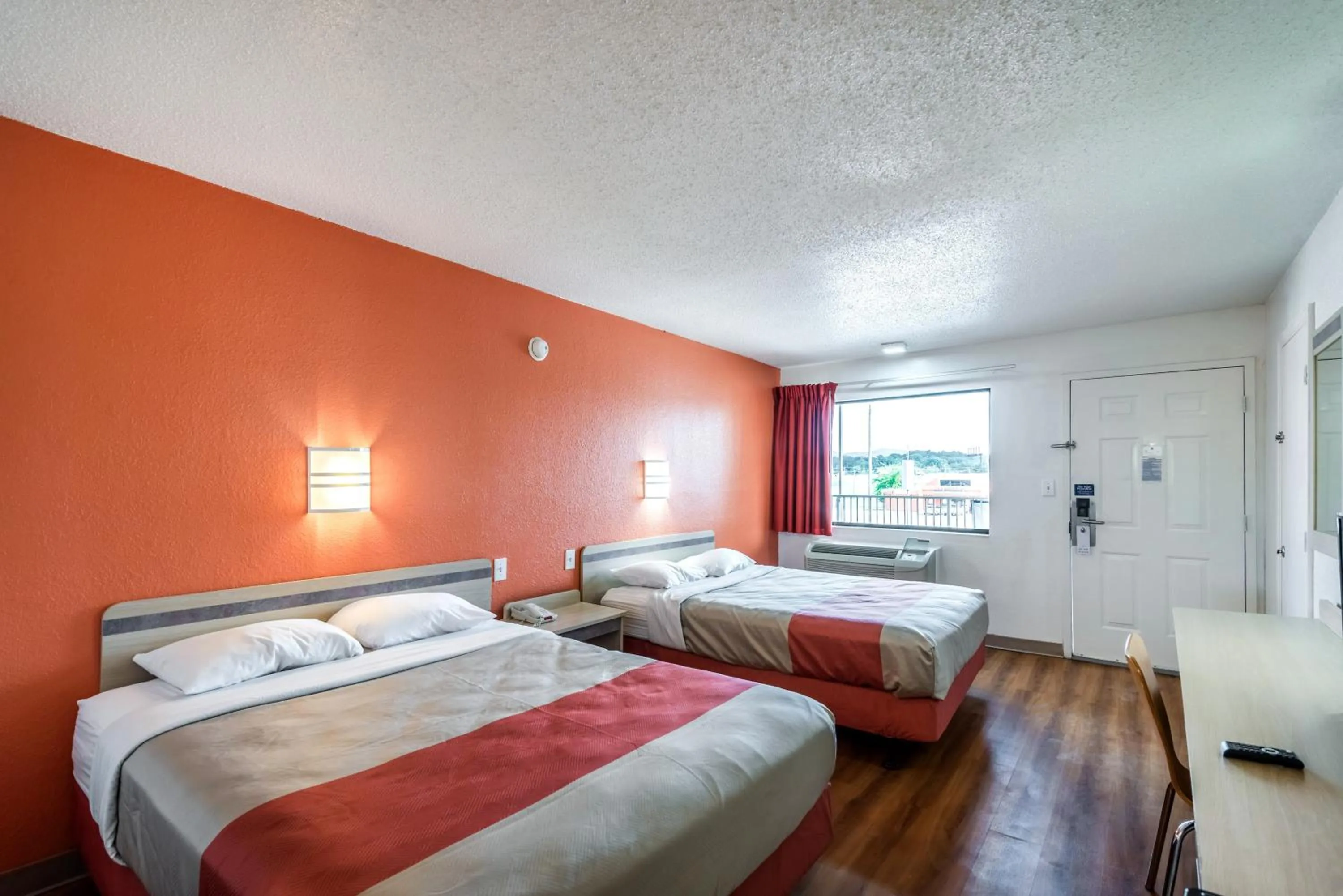 Bedroom, Bed in Motel 6-Anniston, AL