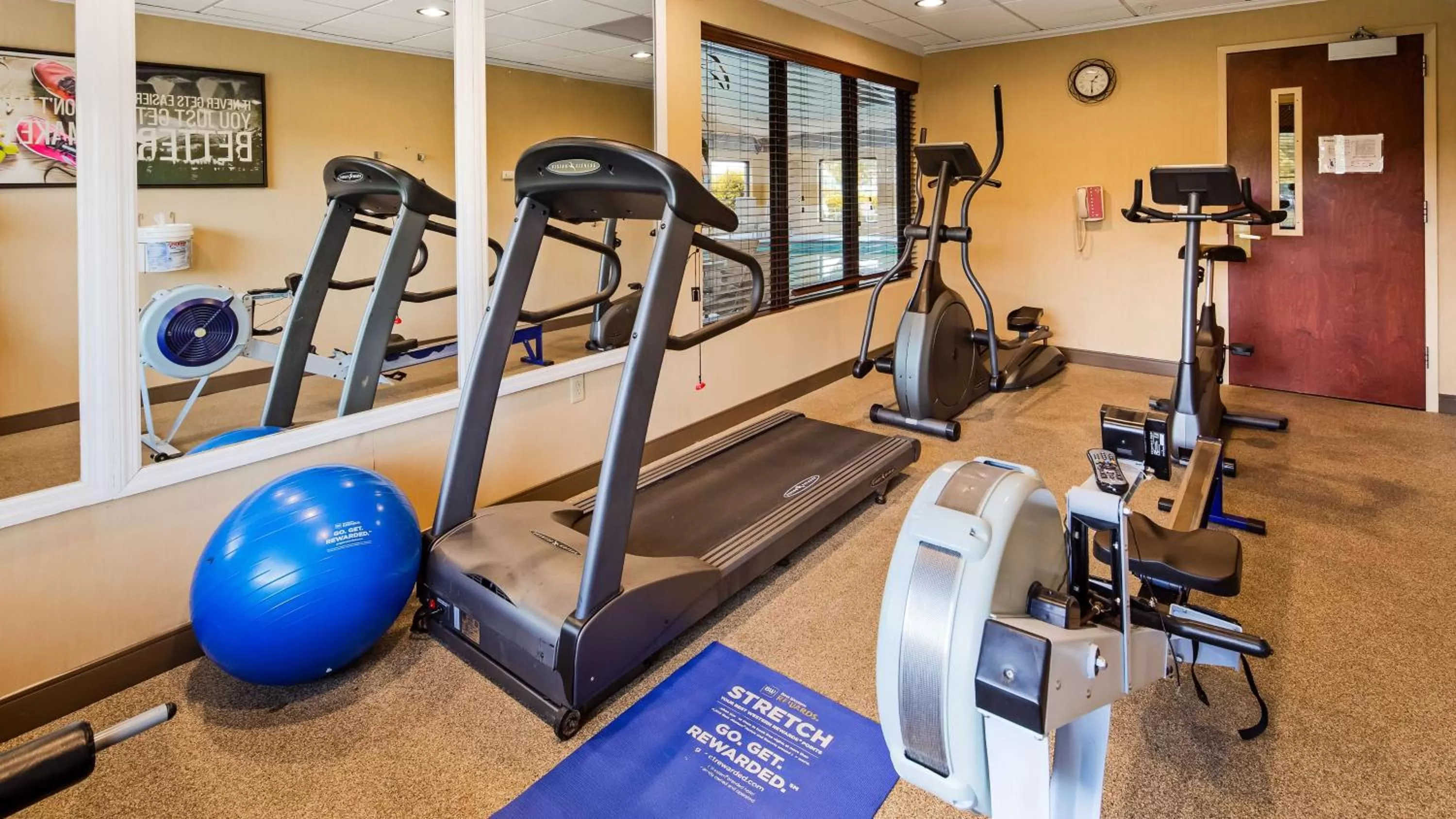 Fitness centre/facilities in Best Western Plus Strawberry Inn & Suites