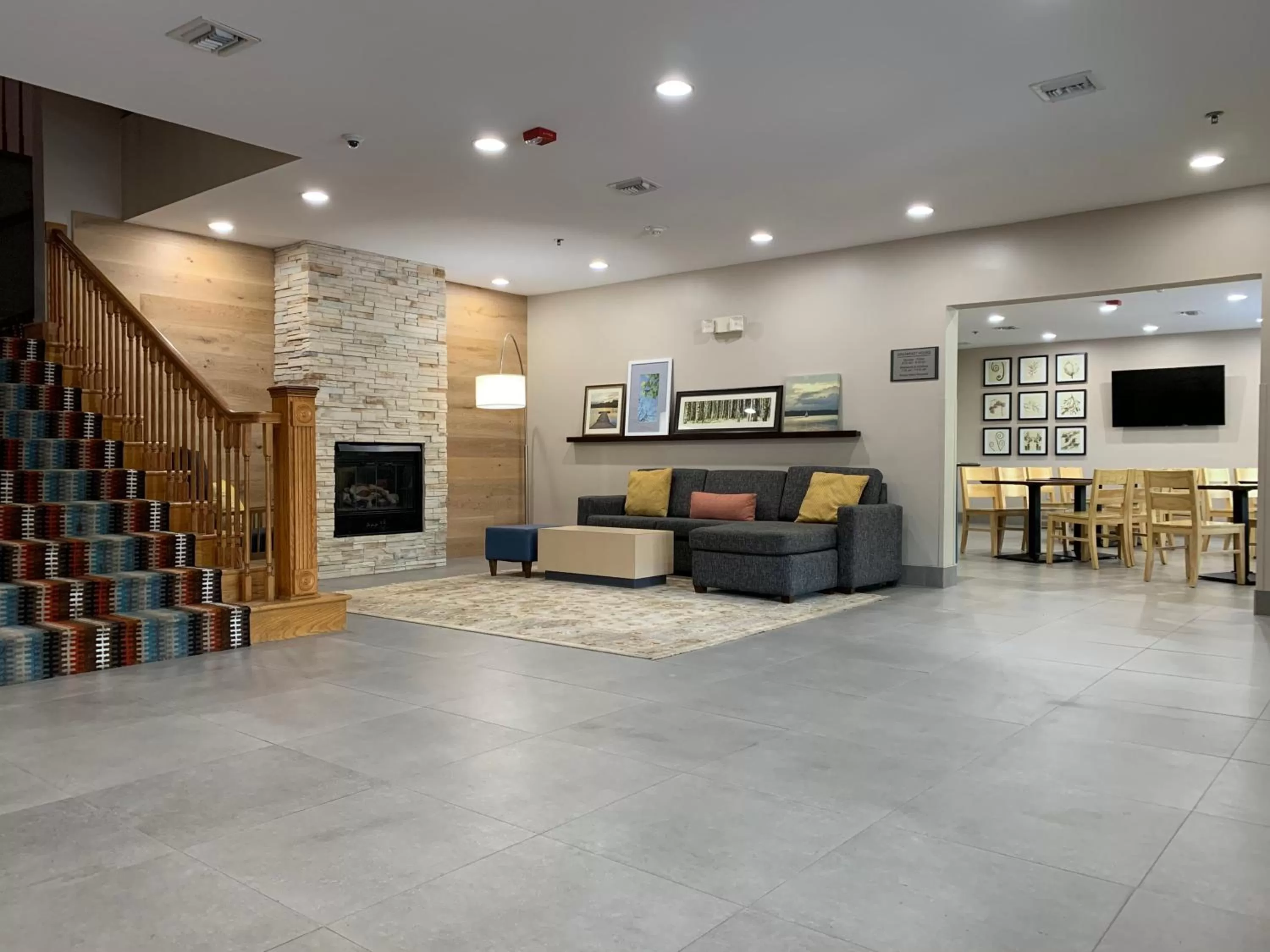 Lobby or reception in Country Inn & Suites By Radisson, Charleston North, SC