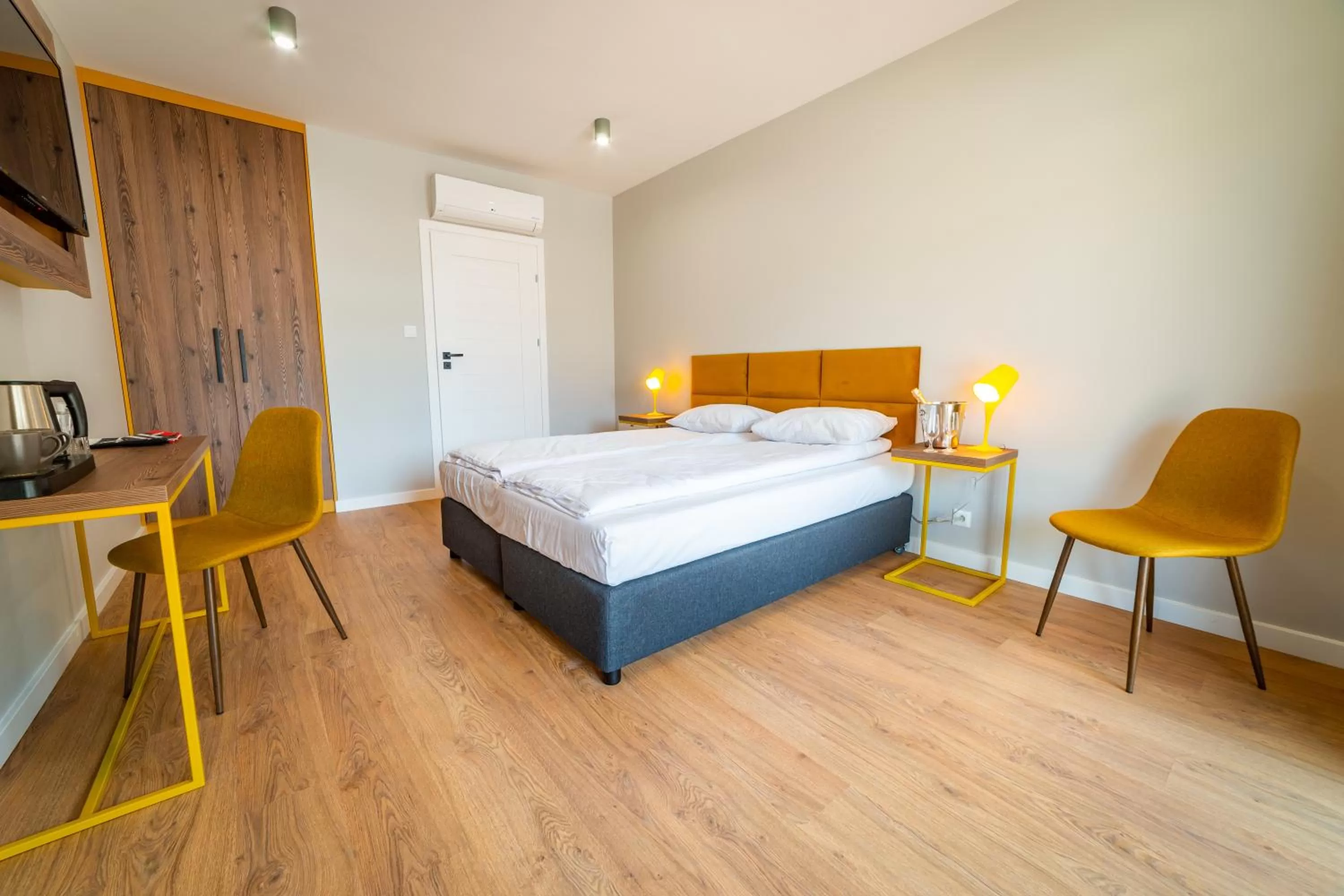 Other, Bed in Zaspany Piec