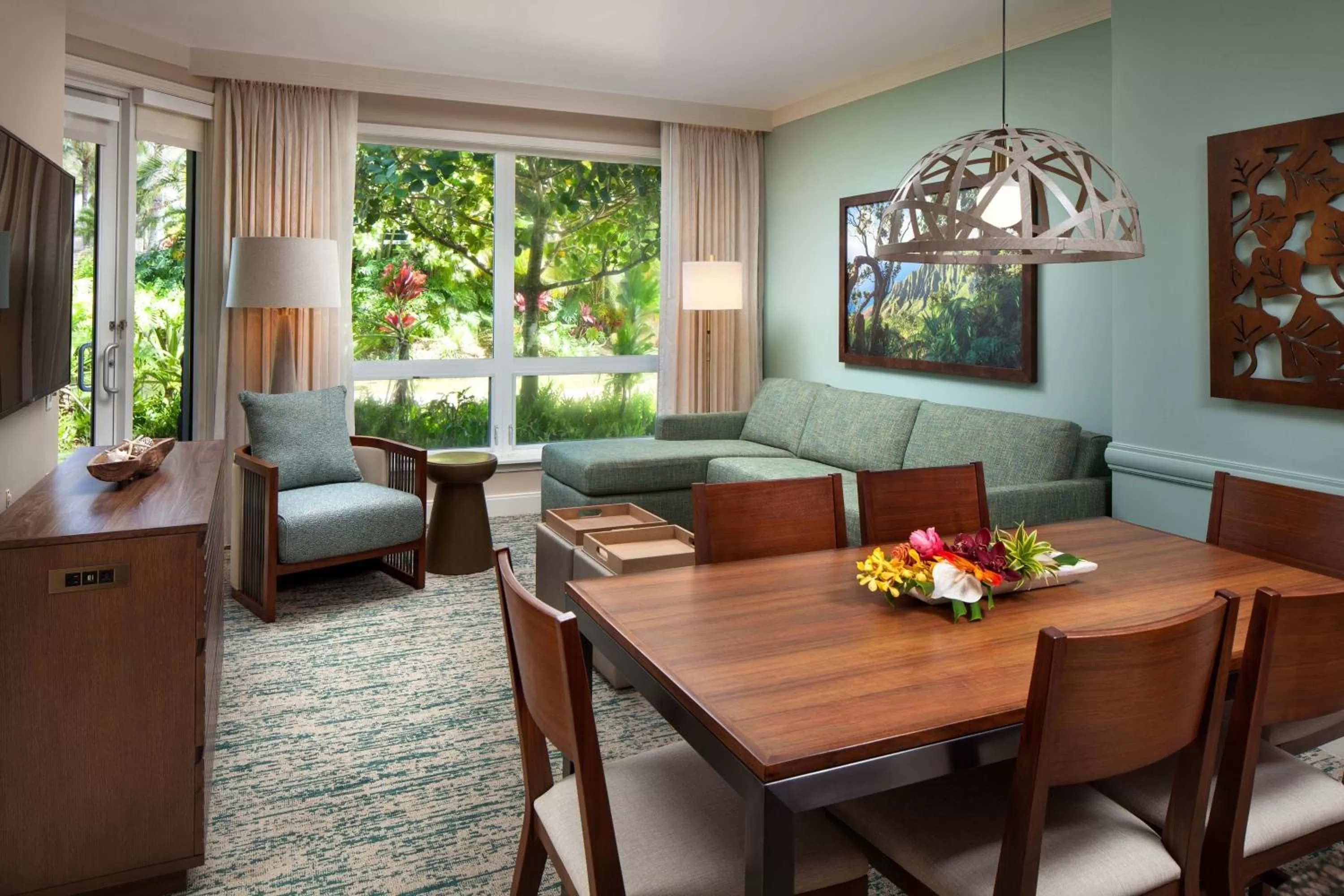 Living room in The Westin Princeville Ocean Resort Villas