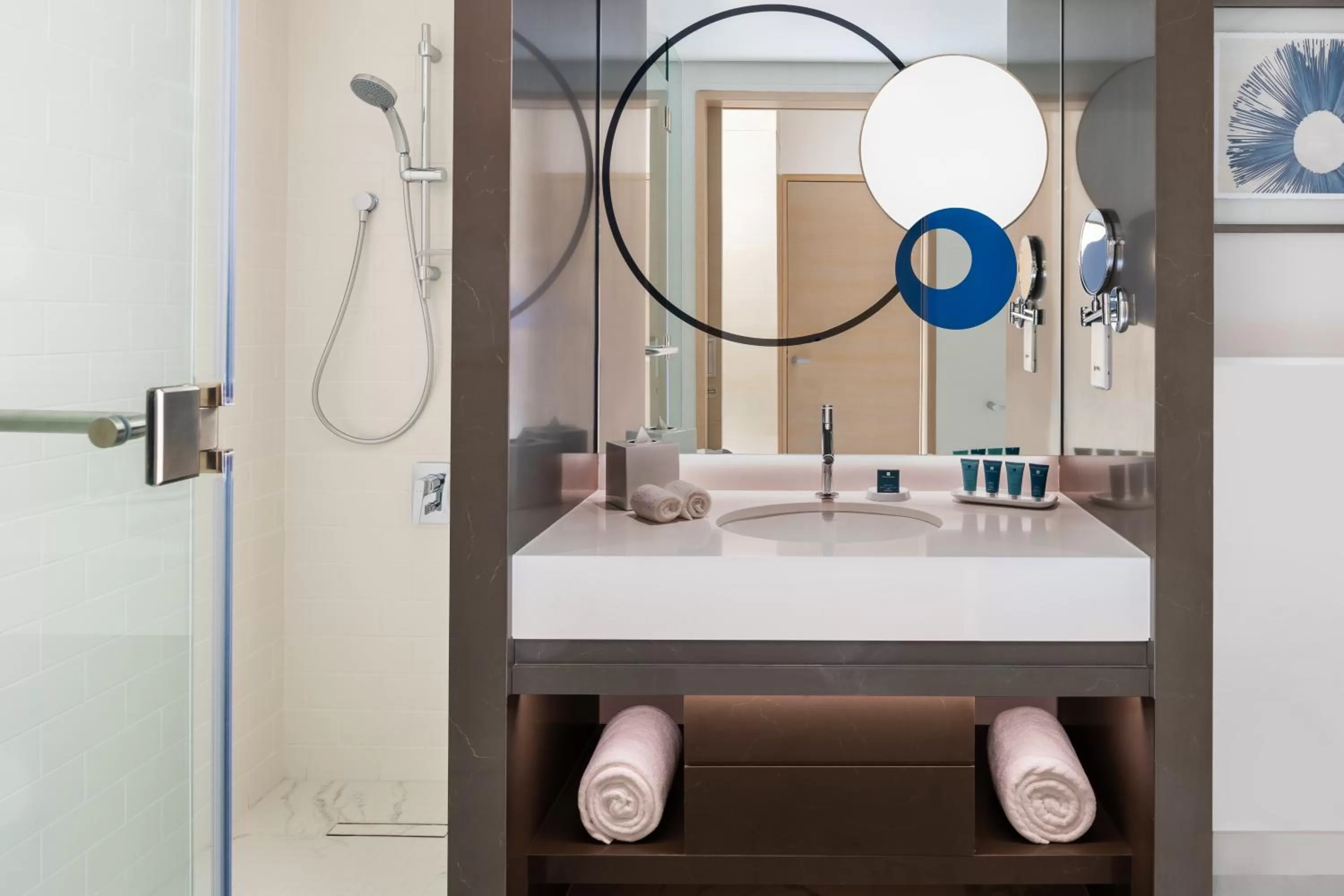 Bathroom in Wyndham Dubai Deira