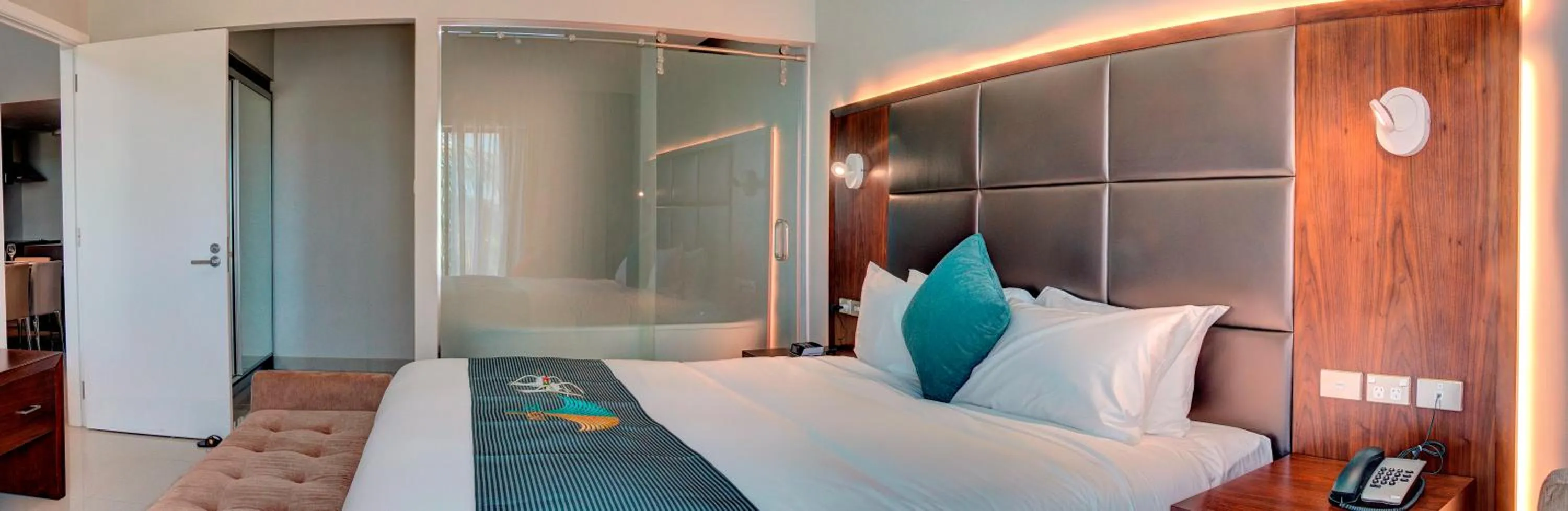 Photo of the whole room, Bed in The Palms Denarau Fiji