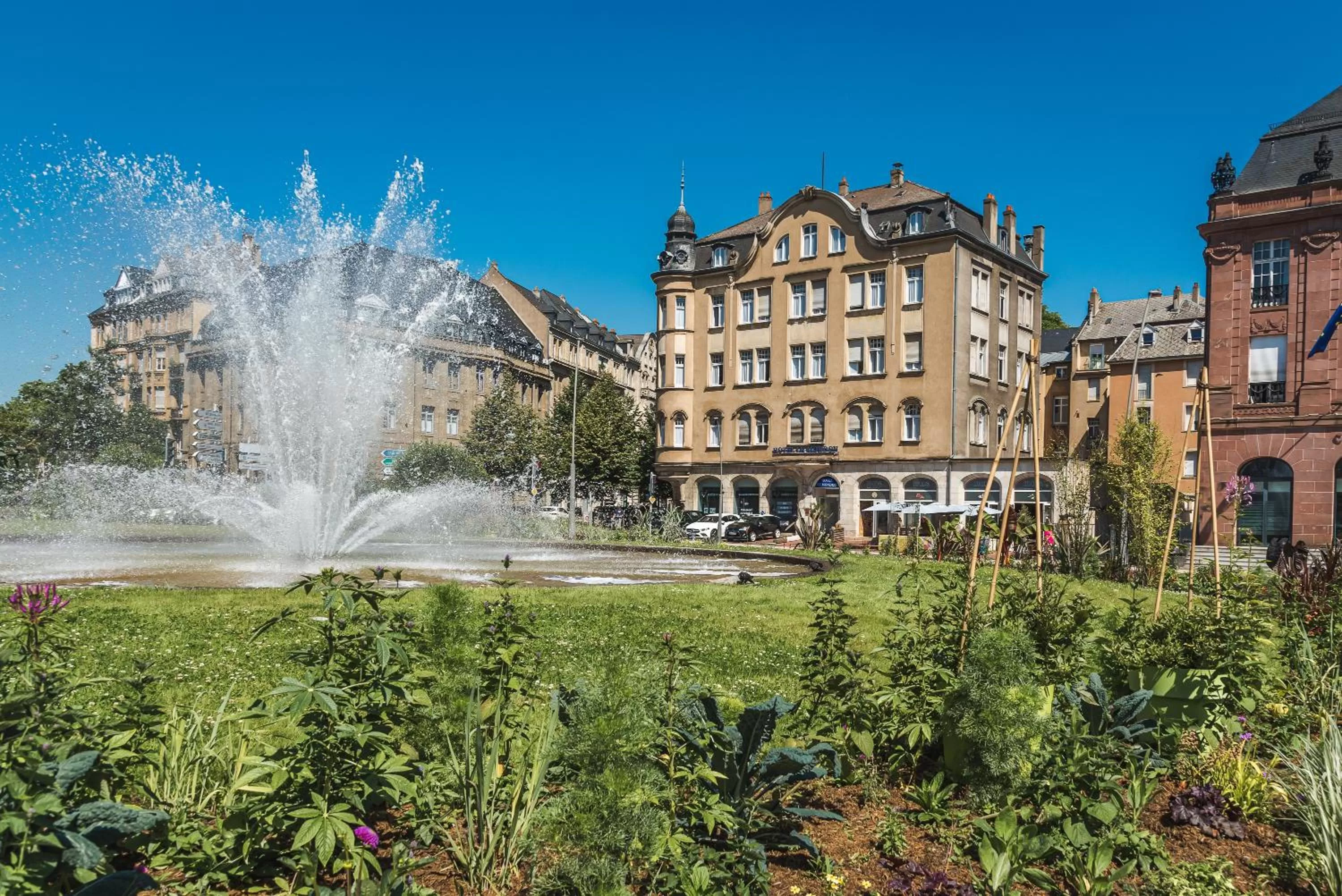 Property building in Hôtel Le Mondon Metz
