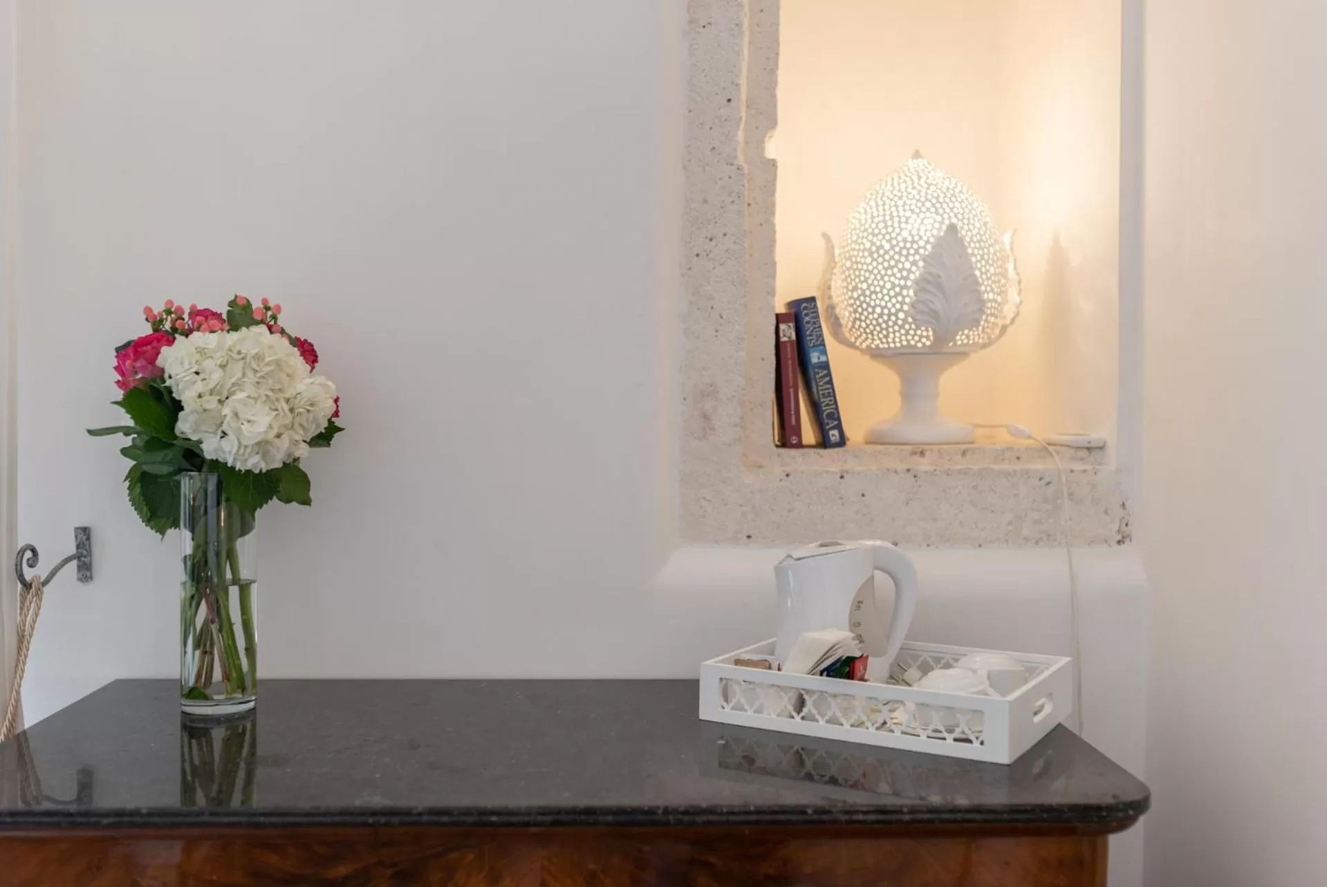 Coffee/tea facilities in Hotel La Terra