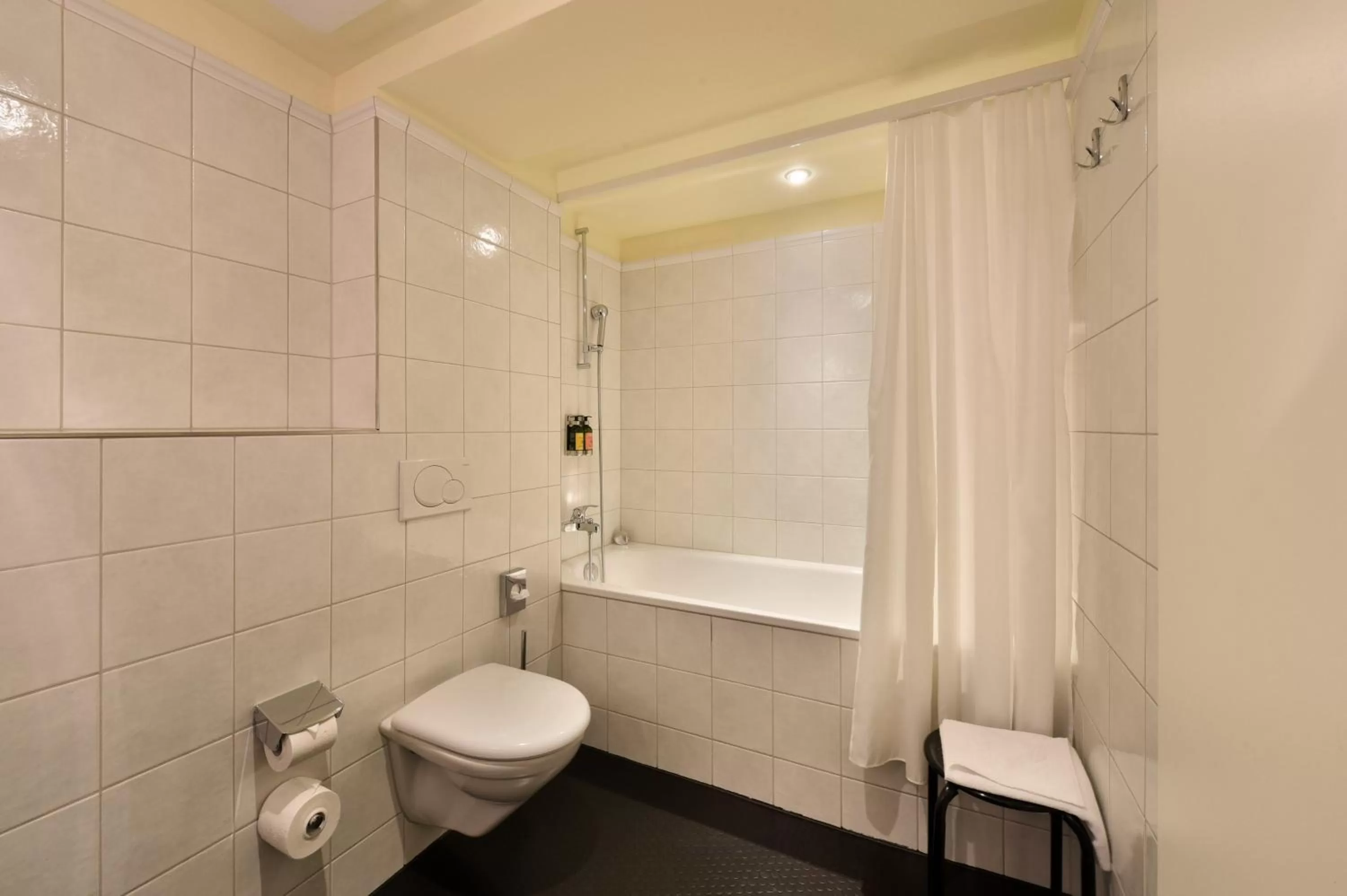 Photo of the whole room in Romantik Hotel Schwan