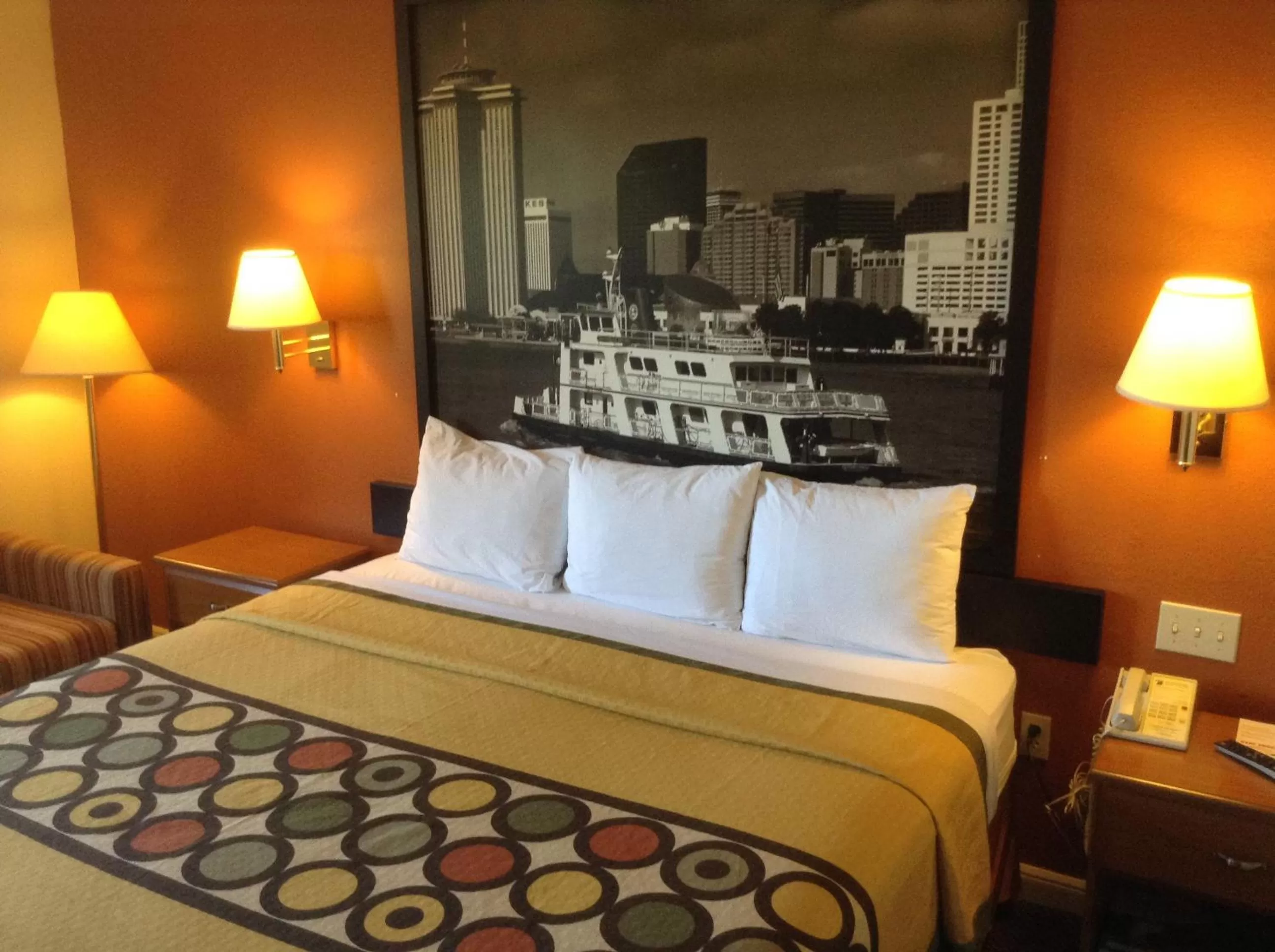 Bedroom, Bed in Super 8 by Wyndham New Orleans