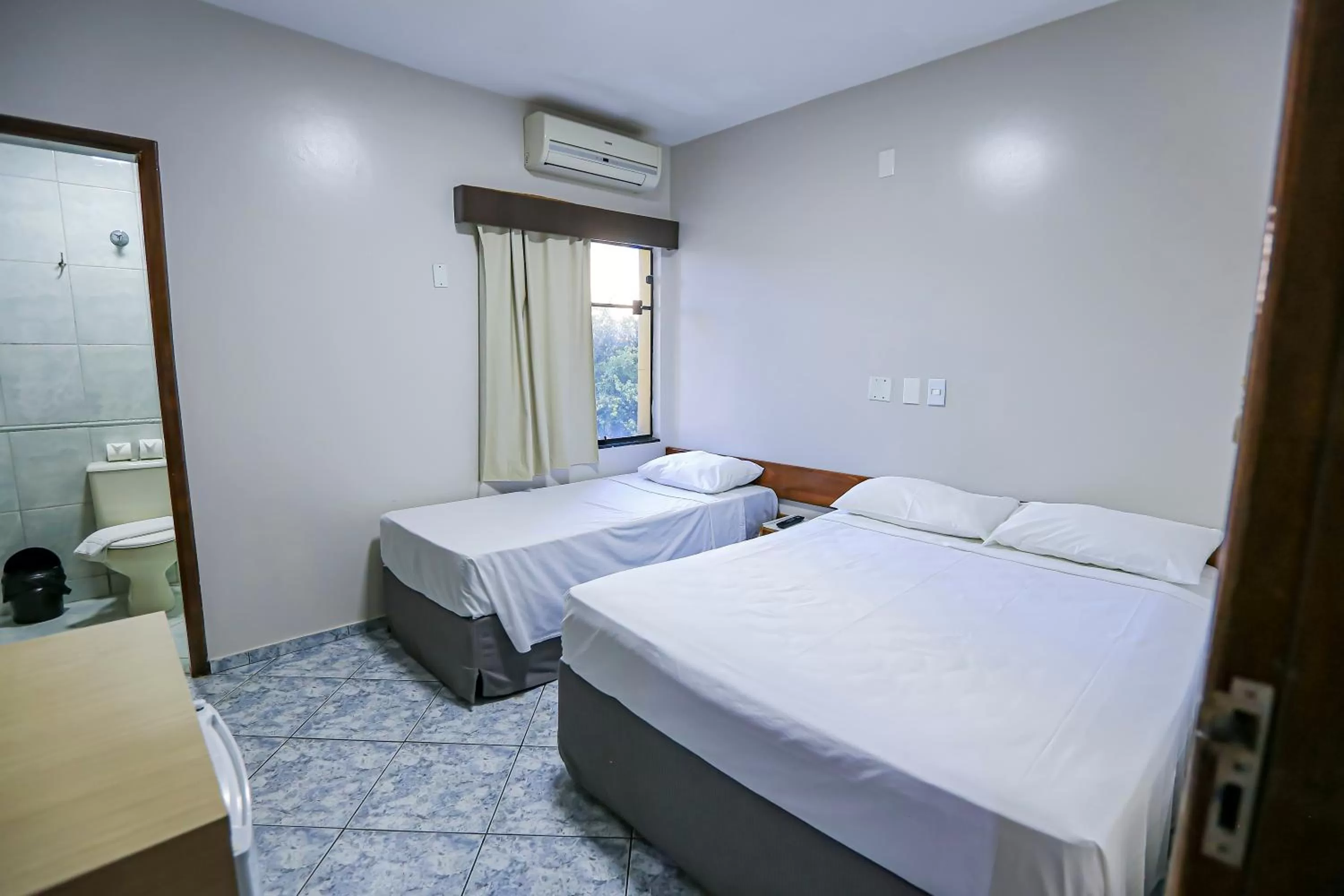 Photo of the whole room in Foz Express Hotel Centro