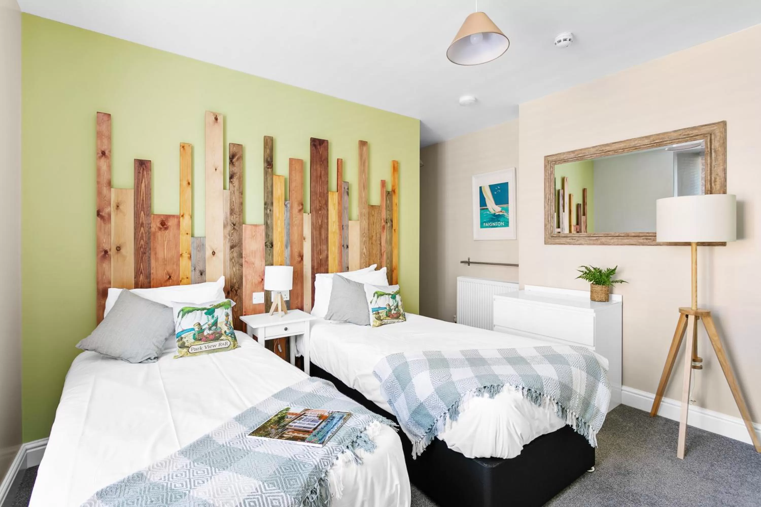 Park View R & R - Adult Only - Self-Catering - Free Parking - EV Point