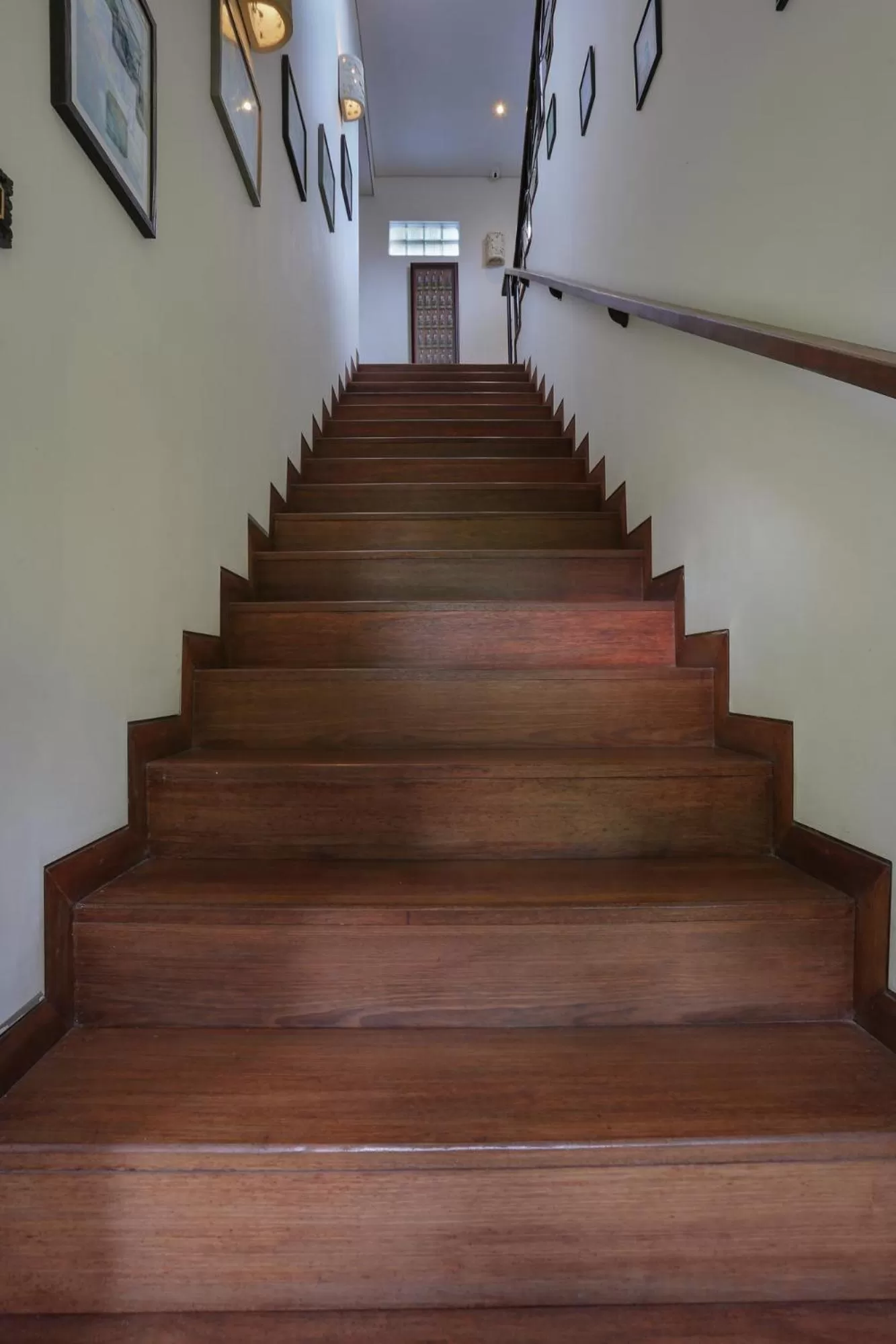 Property building in Manzelejepun Villa & Pavilion