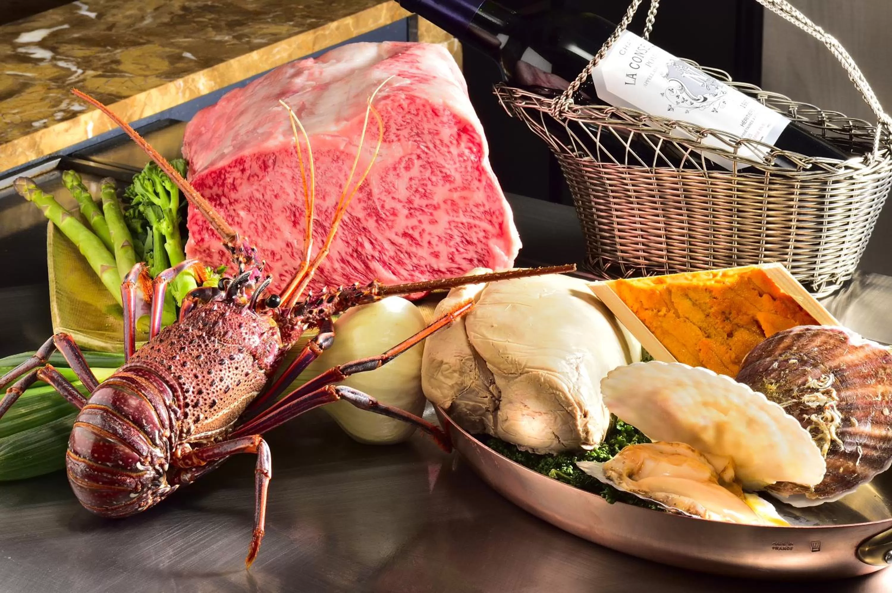 Restaurant/places to eat in Hotel Nikko Fukuoka