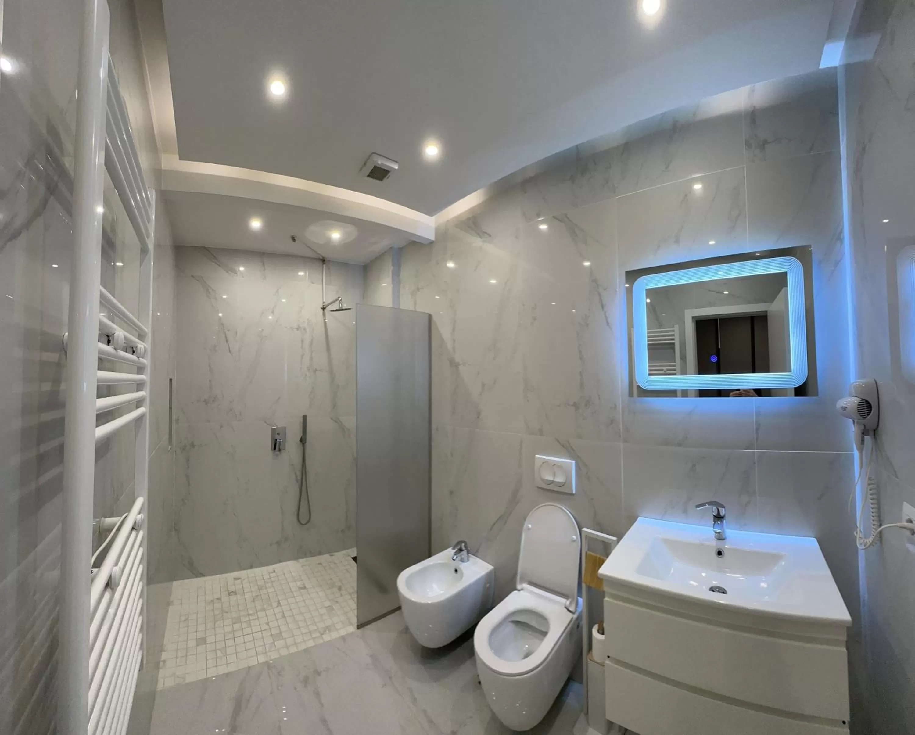 Bathroom in Hotel Colis